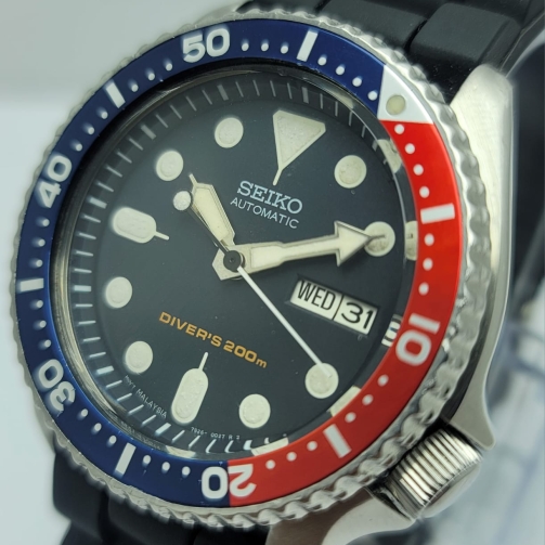 Seiko 7S26-0028 Diver Pepsi Bezel Malaysia Movt Day/Date Automatic Men's Watch