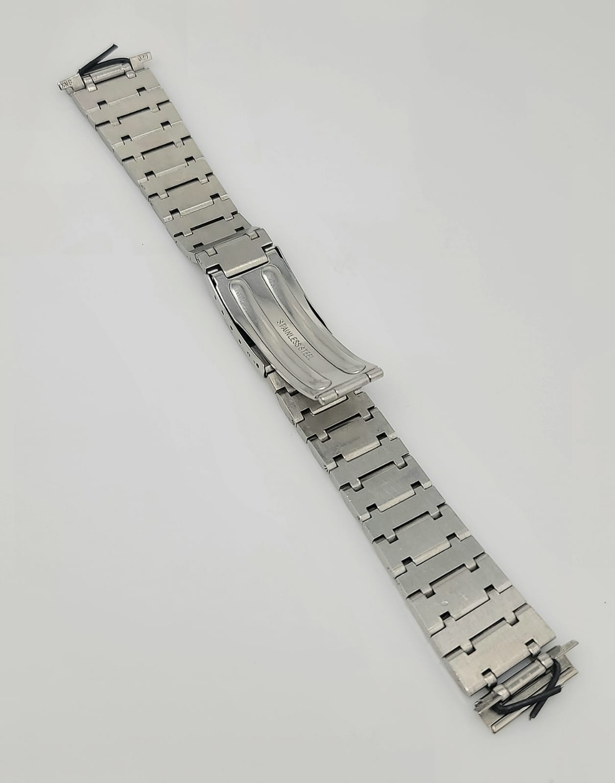 20 MM Seiko Lord Matic 5606-5080 Vintage Men's Watch Bracelet XNB021 20 MM Seiko Lord Matic 5606-5080 Vintage Men's Watch Bracelet XNB021