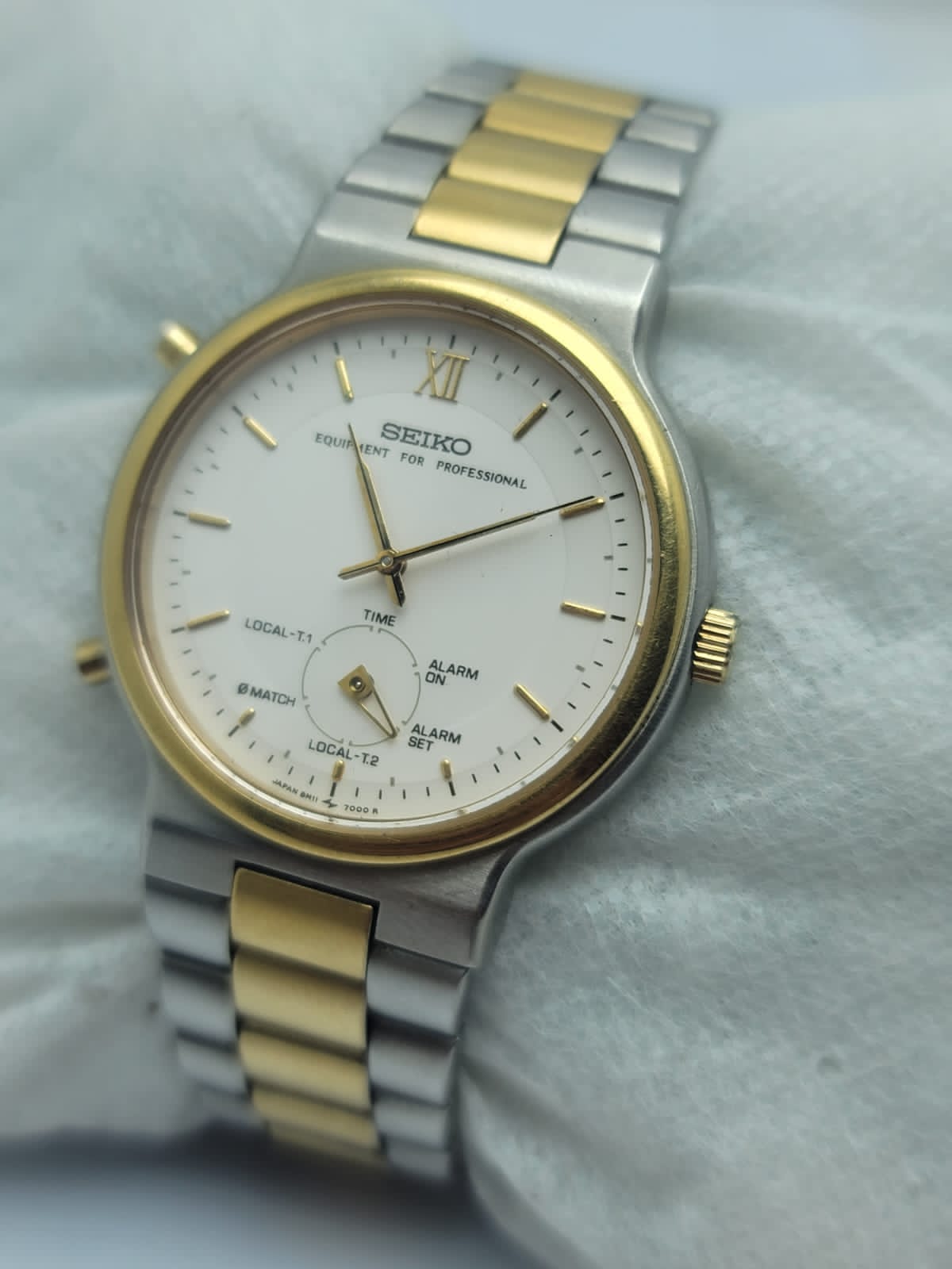 Seiko Equipment For Professional 8M11-7000 Vintage Men’s Watch.