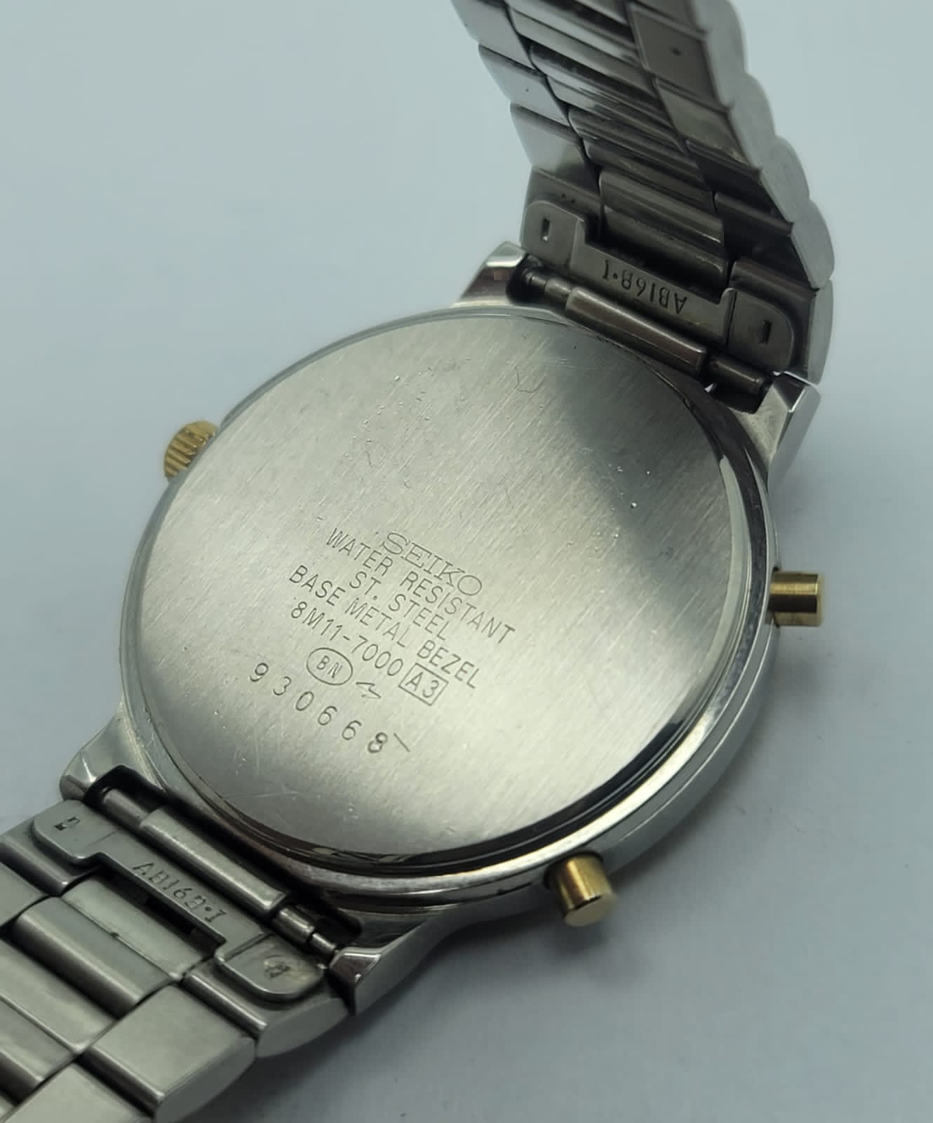 Seiko Equipment For Professional 8M11-7000 Vintage Men’s Watch.