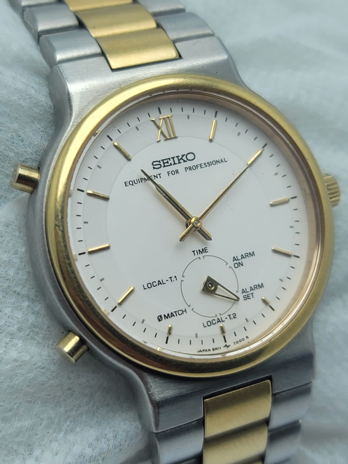 Seiko Equipment For Professional 8M11-7000 Vintage Men’s Watch.