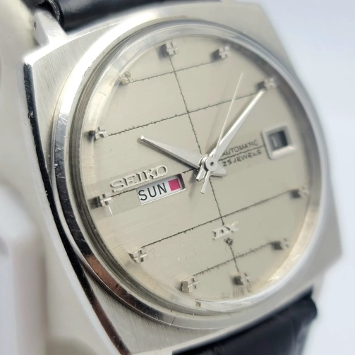 SEIKO DX H88 SEALION 6106-8030 AUTOMATIC DAY/DATE VINTAGE MEN’S WATCH