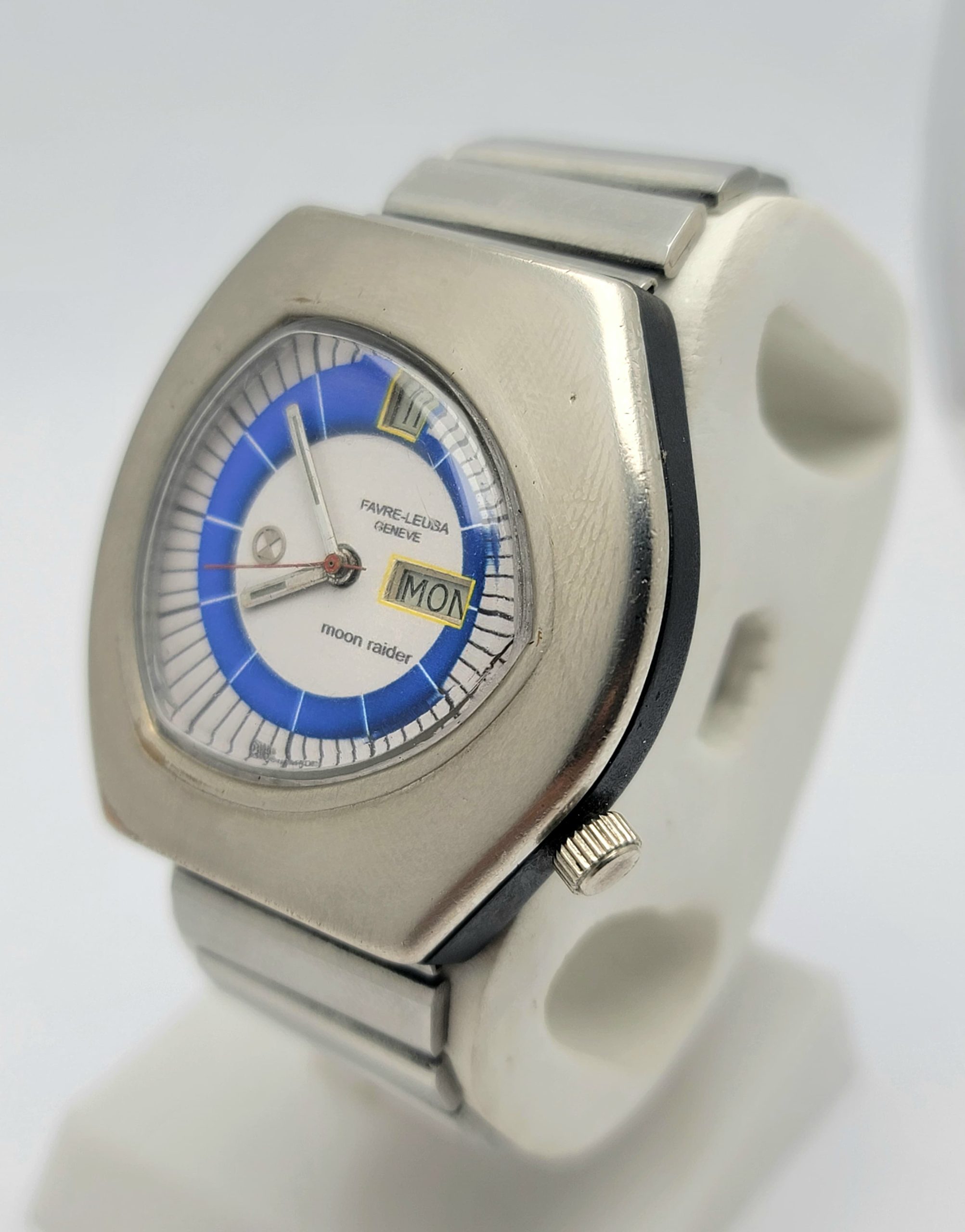 Favre Leuba Geneve Moon Raider Day/Date Automatic Vintage Men's Watch - Image 5