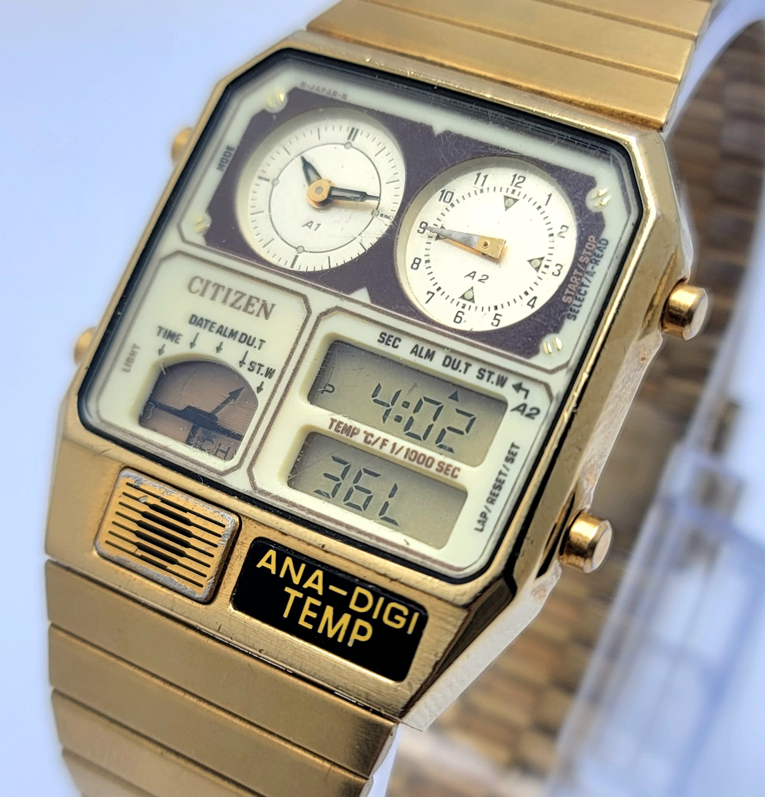 Citizen Ana-Digi Temp 8988-001971 Quartz Alarm Chronograph Vintage Men's Watch
