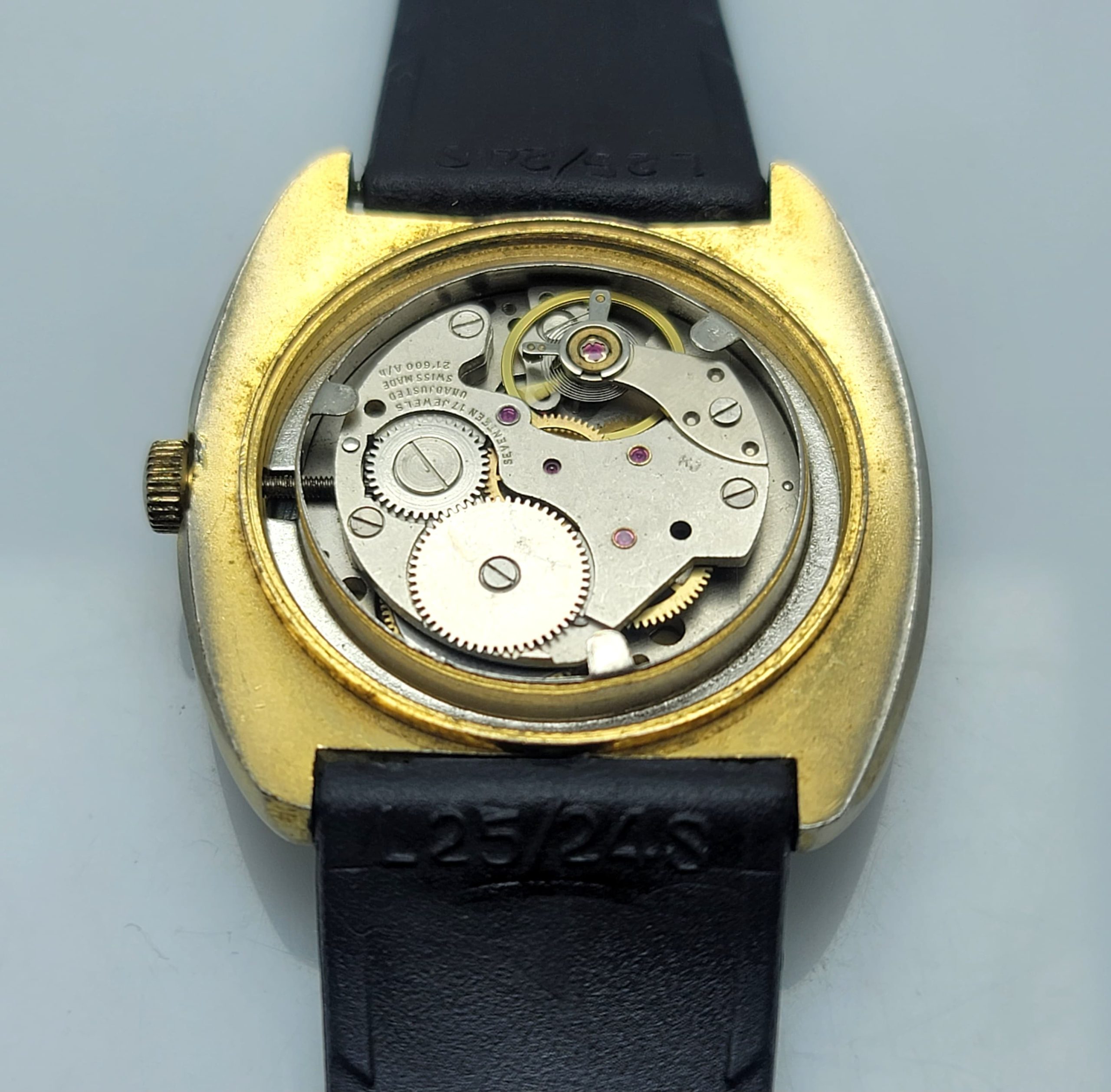Grand Prix Jump Hour Manual Winding Digital Vintage Men's Watch - Image 10