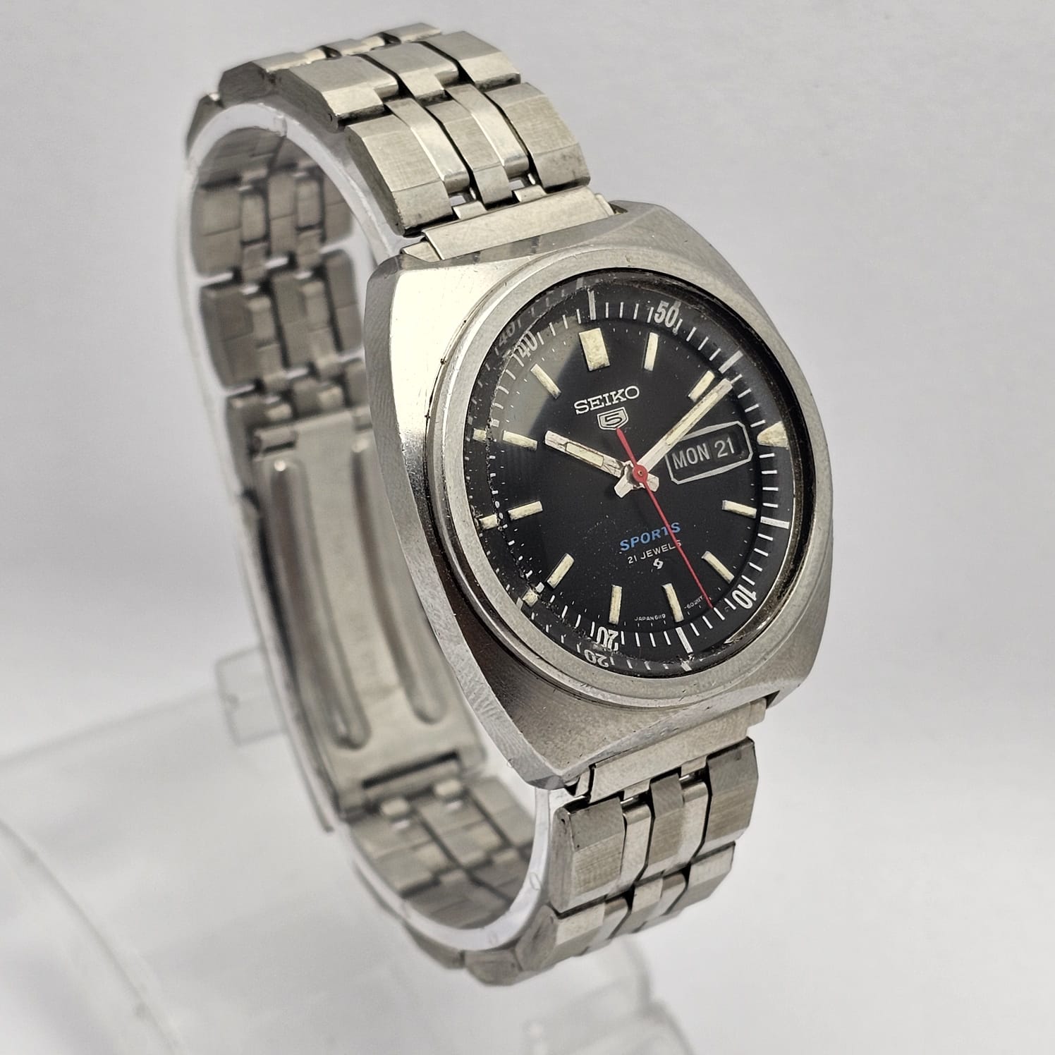 Seiko 5 Sports 6119-6023 Day/Date Vintage Men's Watch - Image 4