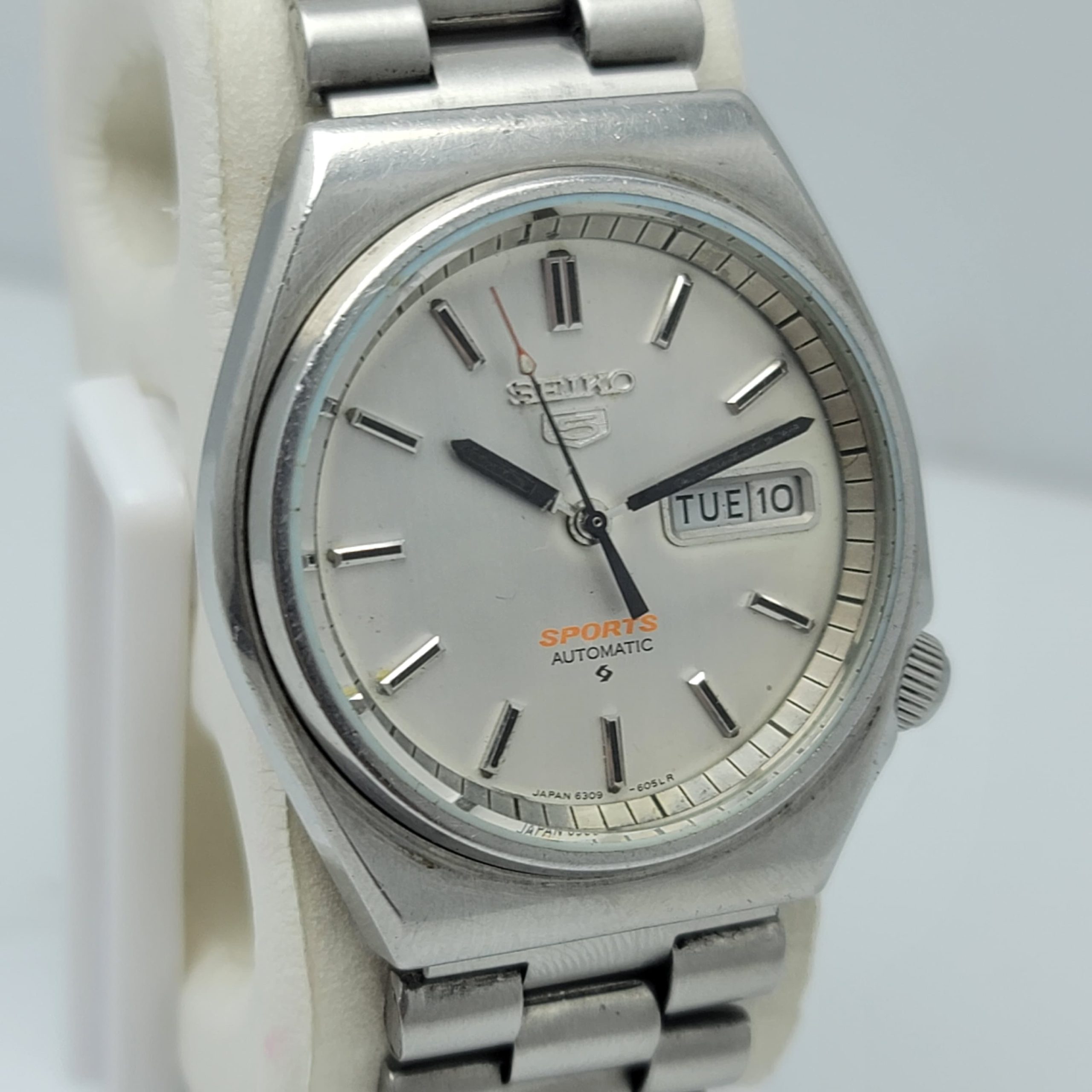 Seiko 5 Sports 6309-6050 Day/Date Automatic Vintage Men's Watch - Image 2