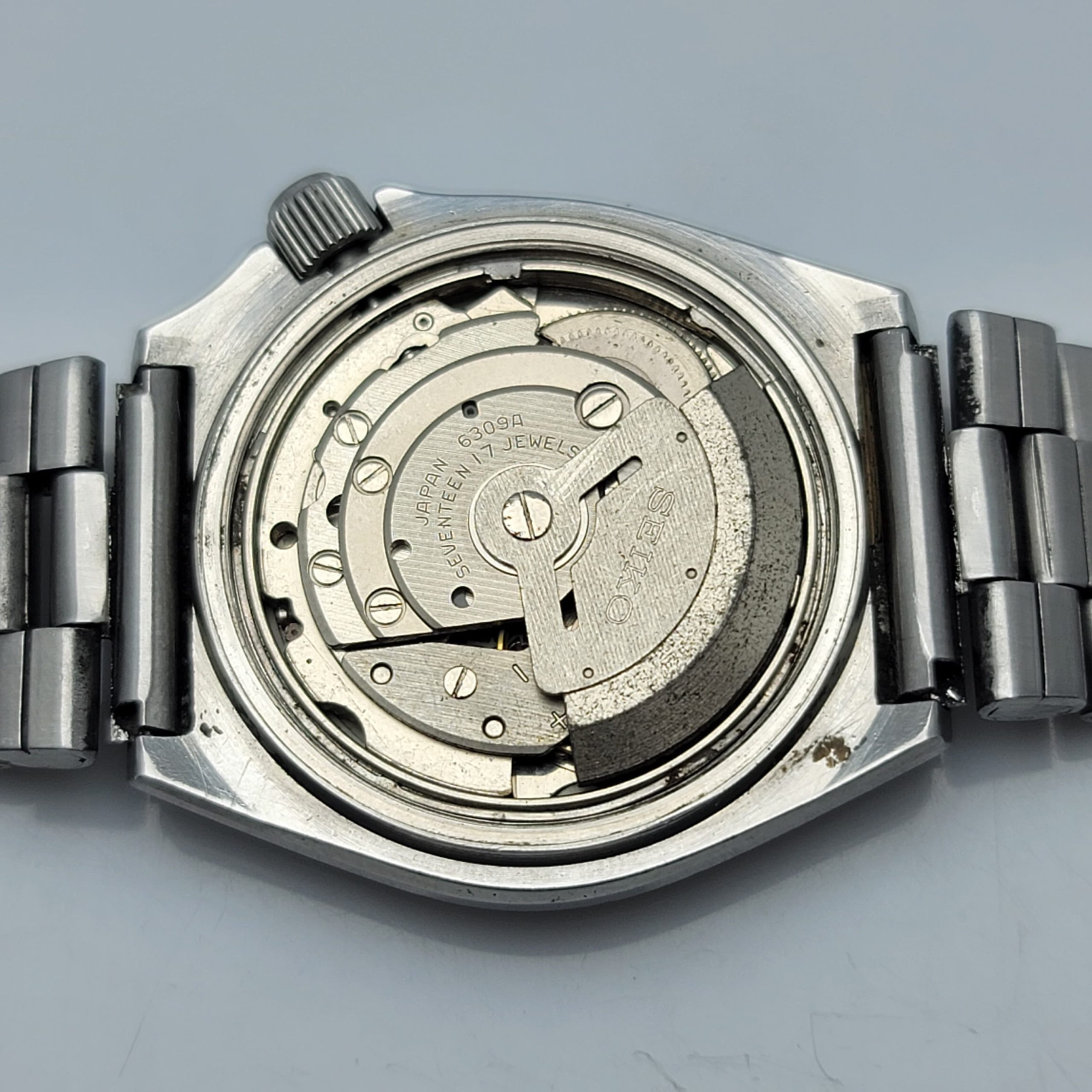 Seiko 5 Sports 6309-6050 Day/Date Automatic Vintage Men's Watch - Image 10