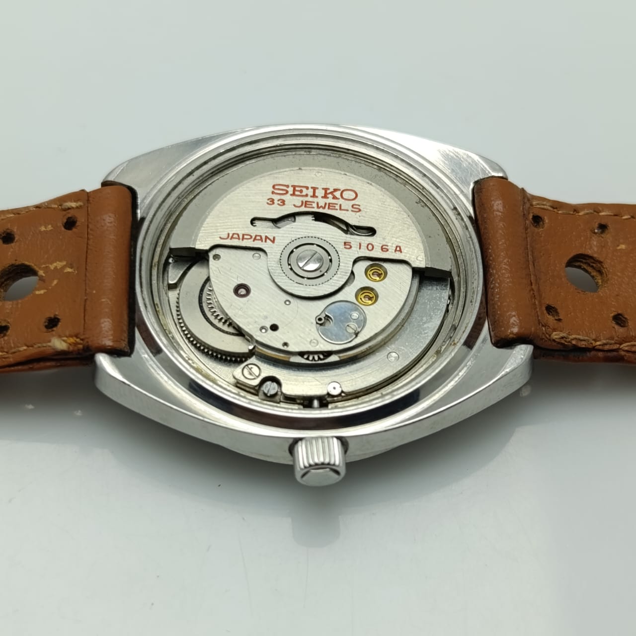 Seiko Seikomatic-p 5106-7010 Automatic Day/Date Vintage Men's Watch - Image 9