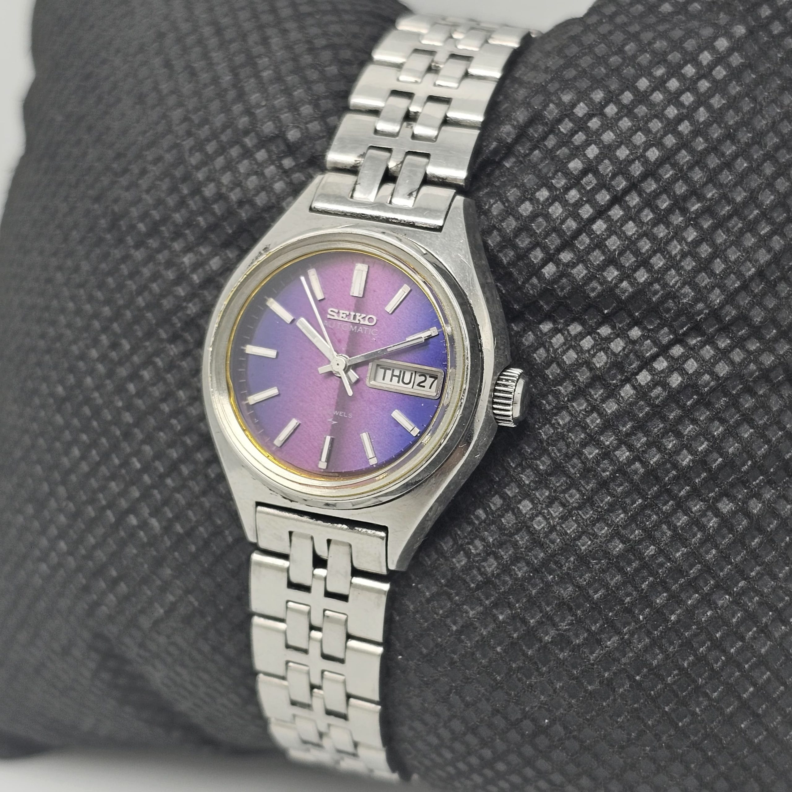 Seiko Automatic 2206-0390 Day/Date Vintage Women's Watch - Image 3