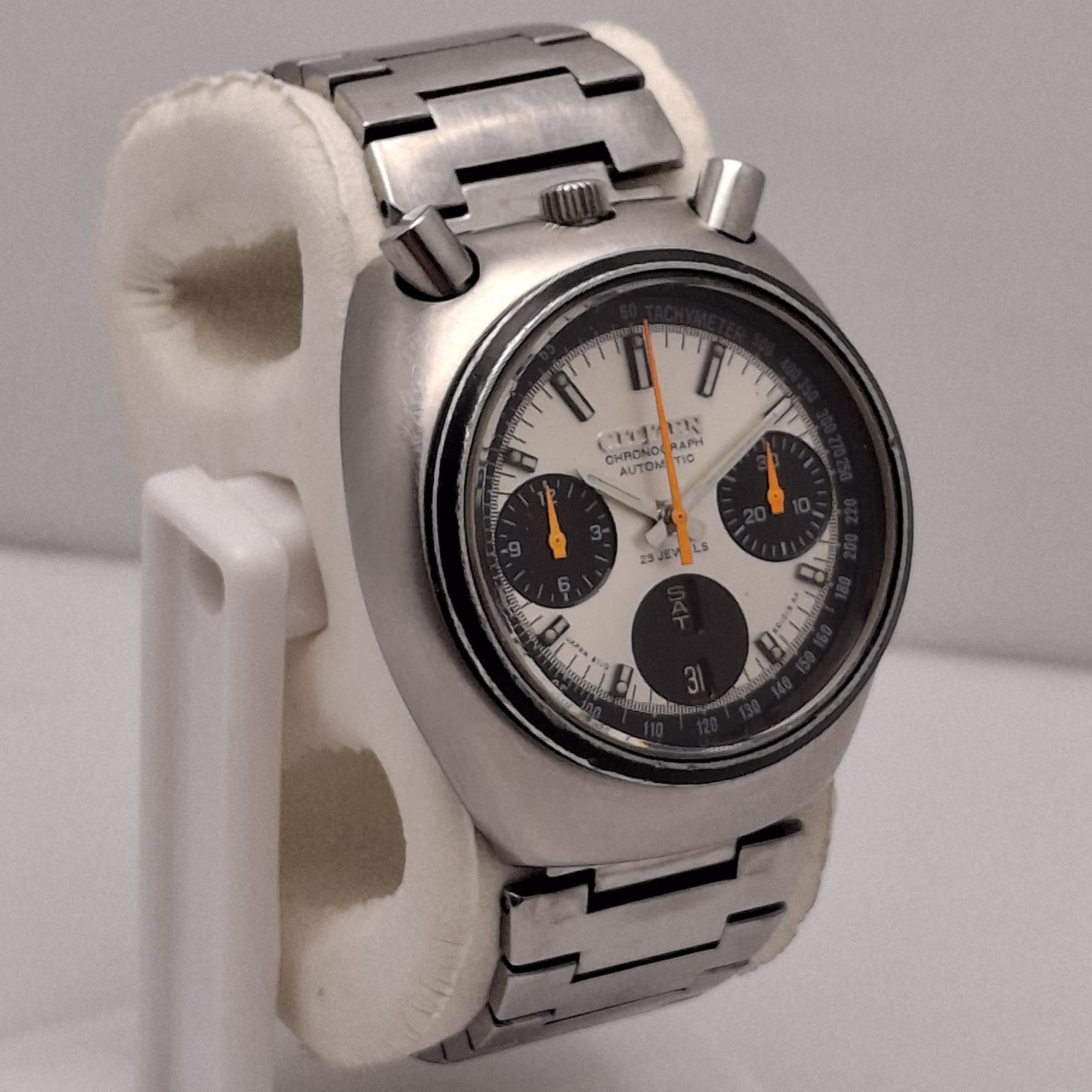 Citizen Bullhead 67-9011 Chronograph 8110A Automatic Vintage Men's Watch - Image 3