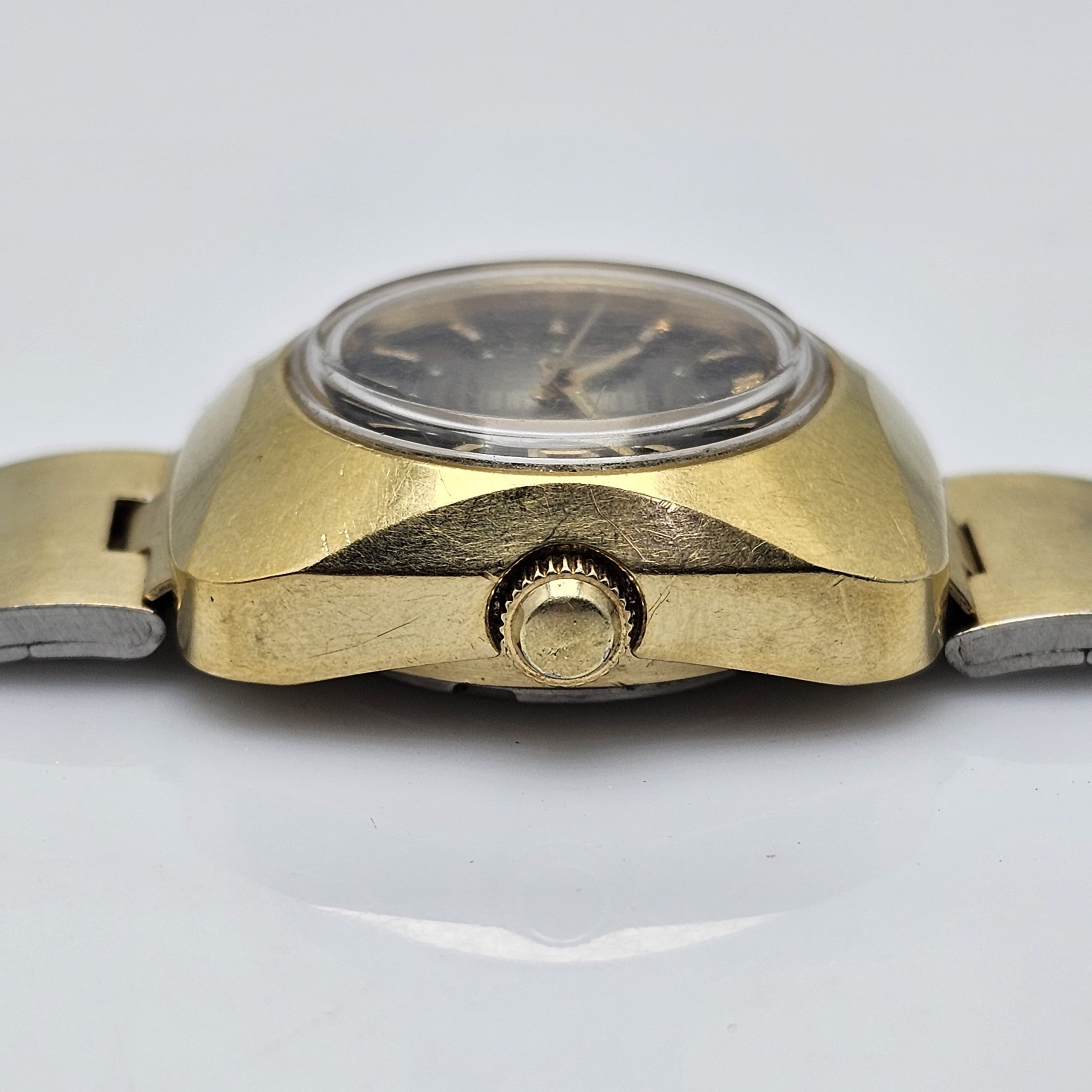 Orient E497961-00PR Automatic Golden Vintage Women's Watch - Image 5
