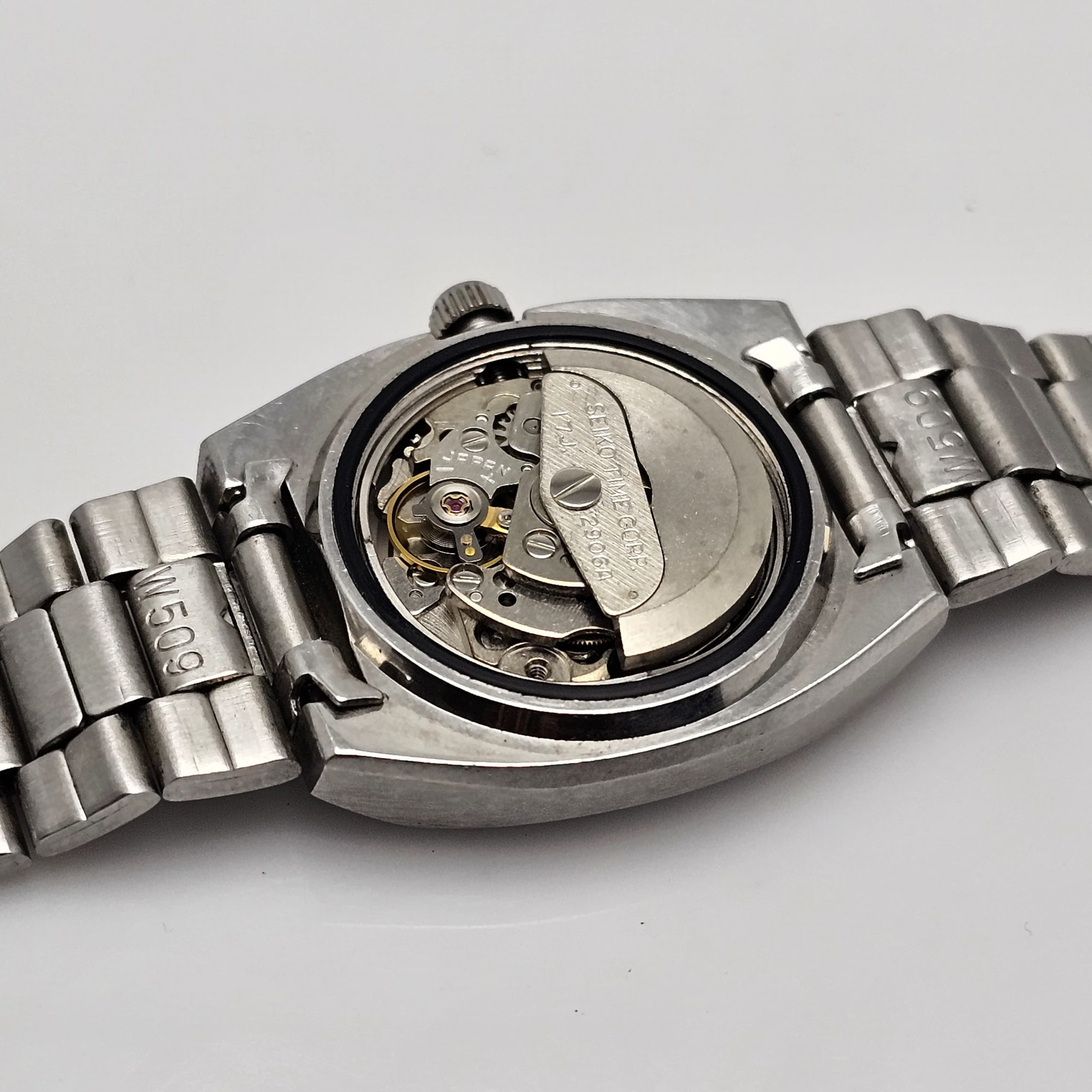 Seiko 5 Automatic 2906-5180 Day/Date Vintage Women's Watch - Image 9