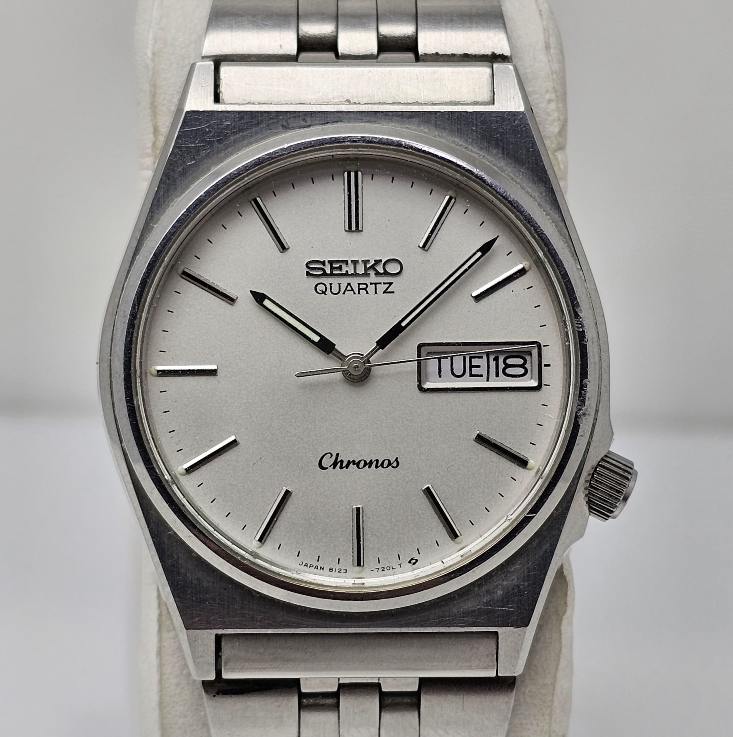 Seiko Chronos 8123-7130 Day/Date Quartz Vintage Men's Watch