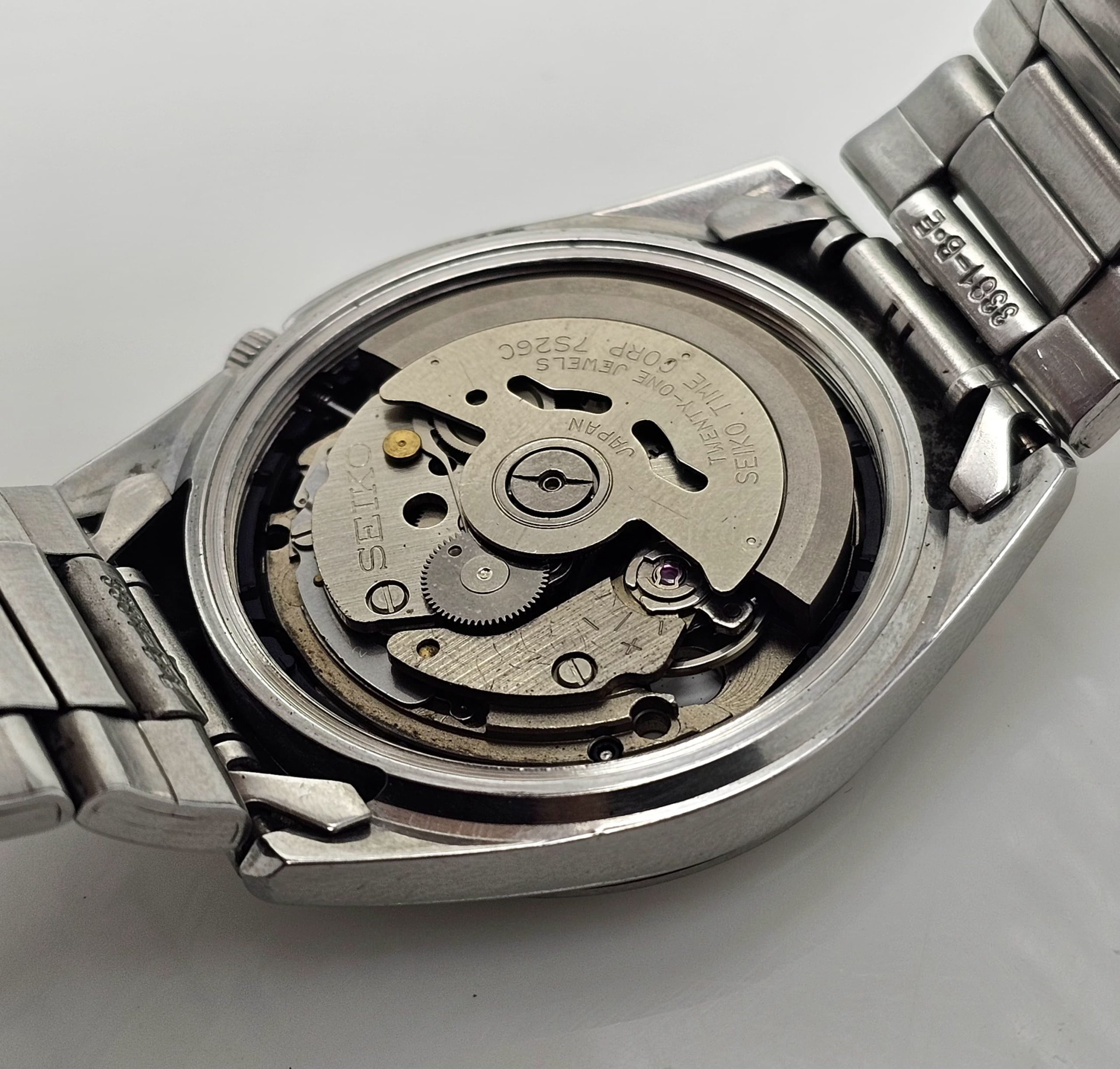 Seiko 5 Automatic 7S26-03B0 Day/Date Vintage Men's Watch - Image 9