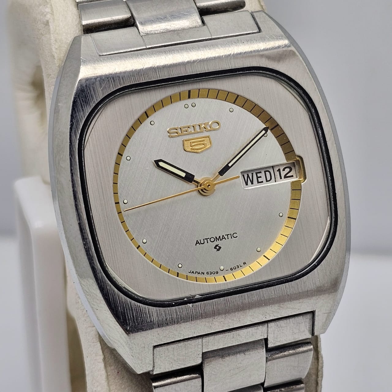 Seiko 5 Automatic 6309-6030 Day/Date Vintage Men's Watch