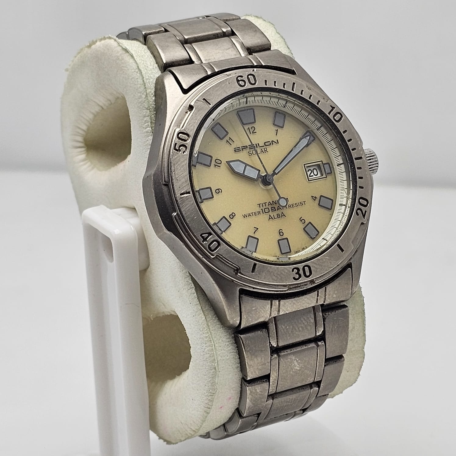 Seiko Alba Epsilon V145-0H30 Solar Titanium Quartz Vintage Men's Watch - Image 3