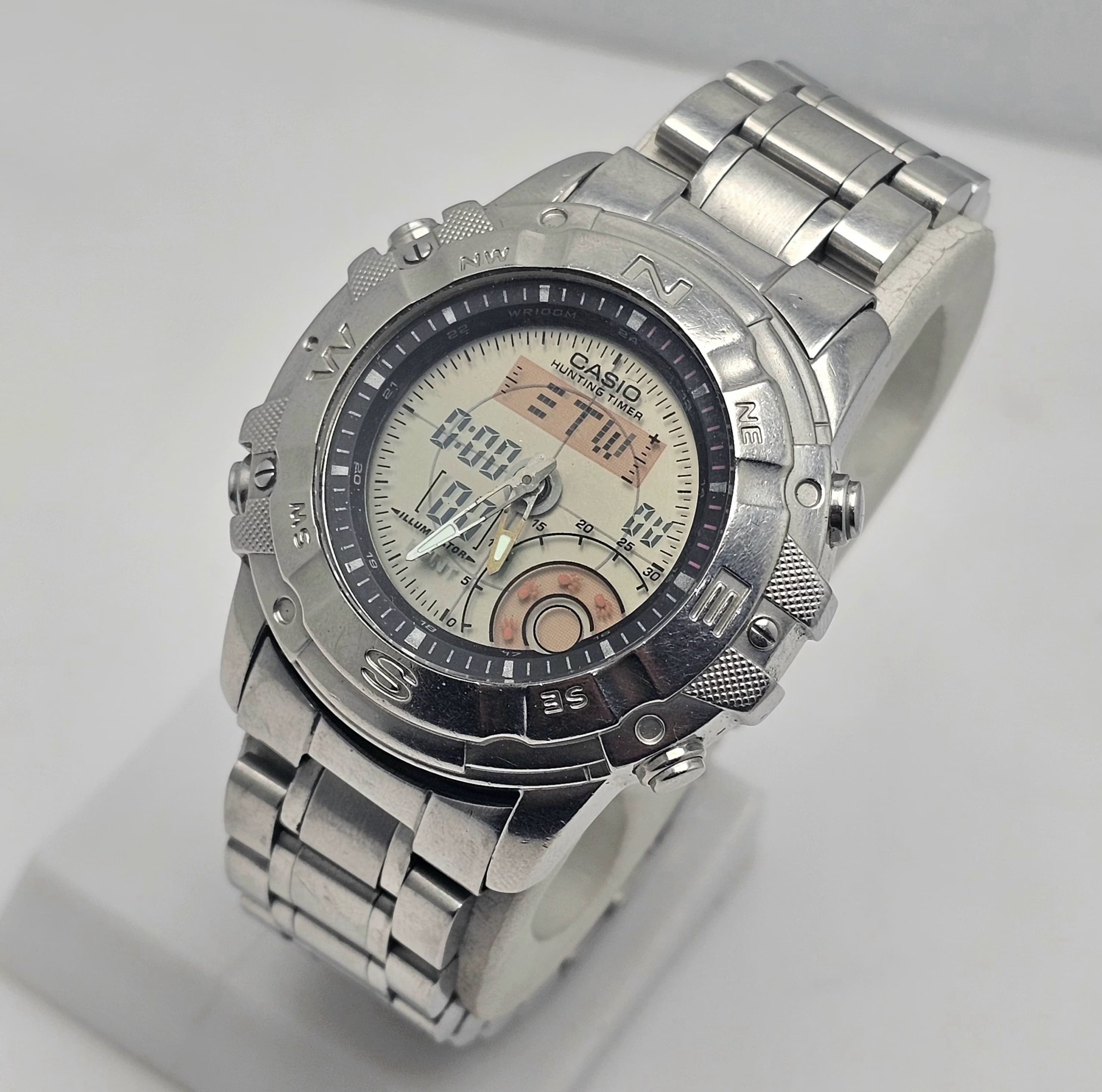 Casio Hunting Timer AMW-704 Ana/Digi Chronograph Vintage Men's Watch - Image 4