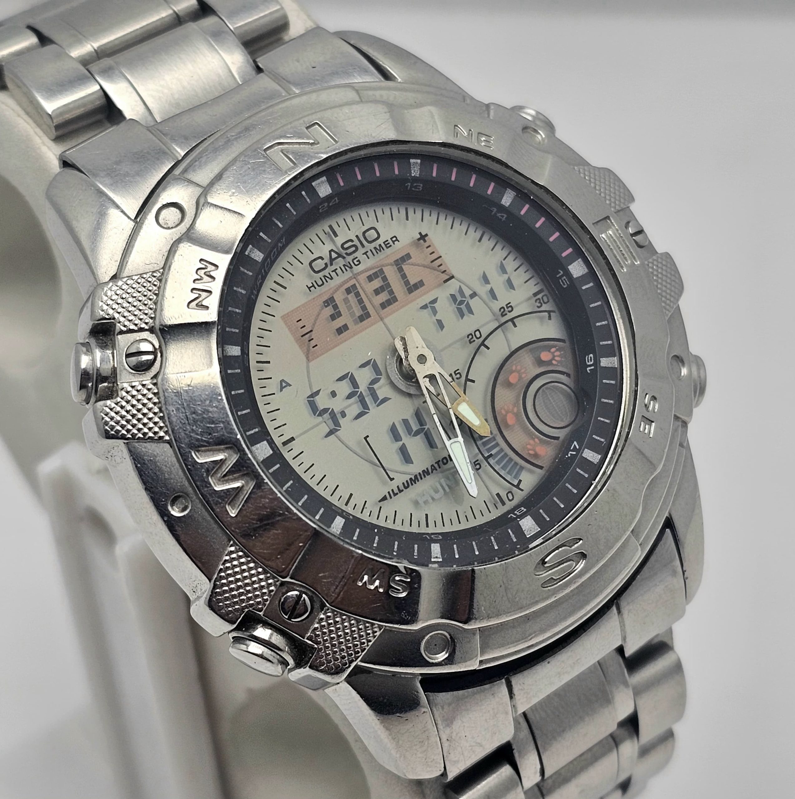 Casio Hunting Timer AMW-704 Ana/Digi Chronograph Vintage Men's Watch - Image 2