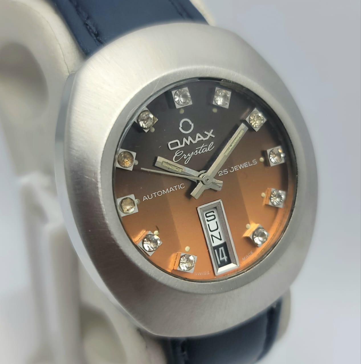 Omax Crystal 35204 Automatic Day/Date Vintage Men's Watch - Image 2