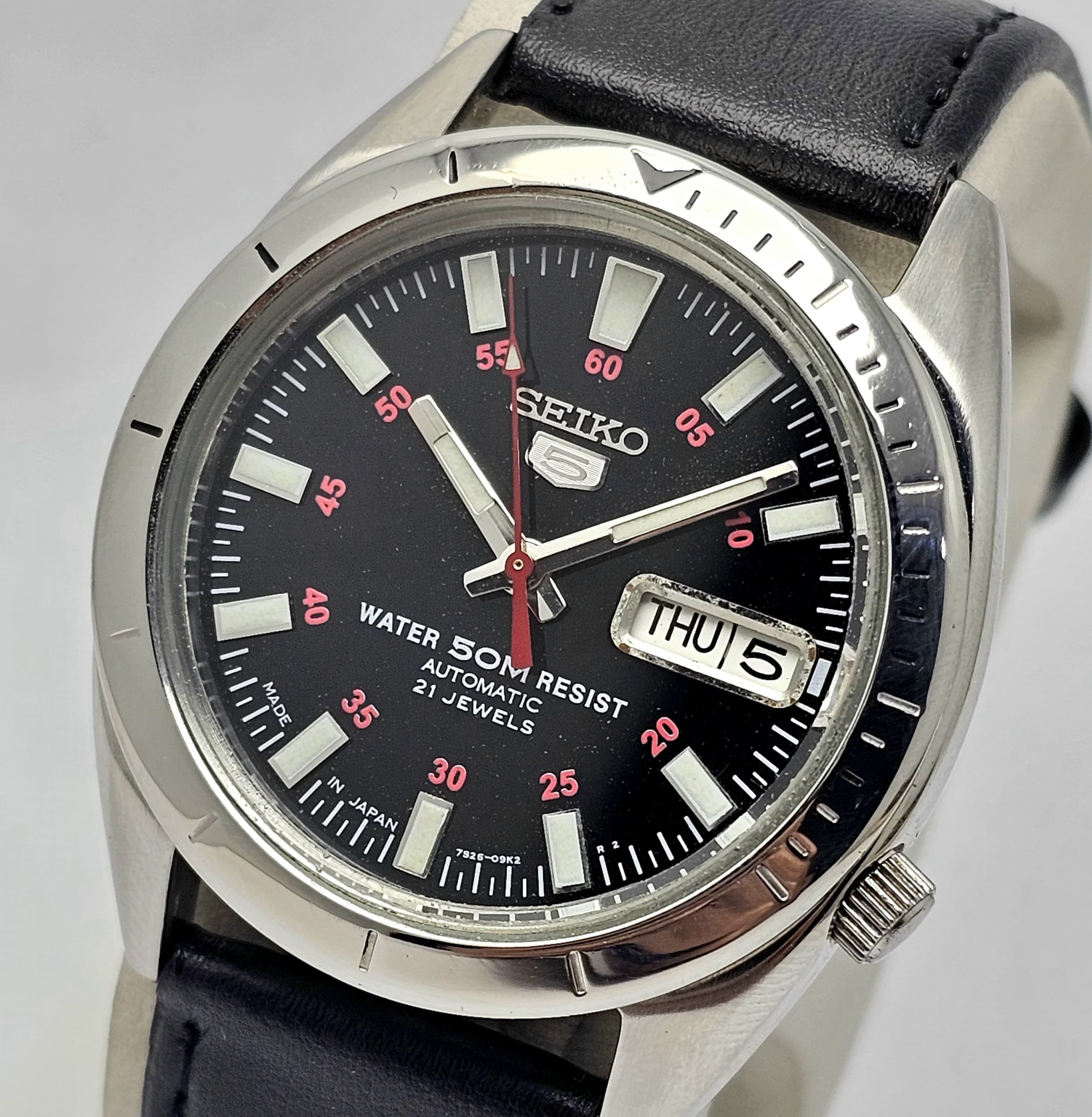 Seiko 5 Automatic 7S26-03D0 Day/Date Vintage Men's Watch