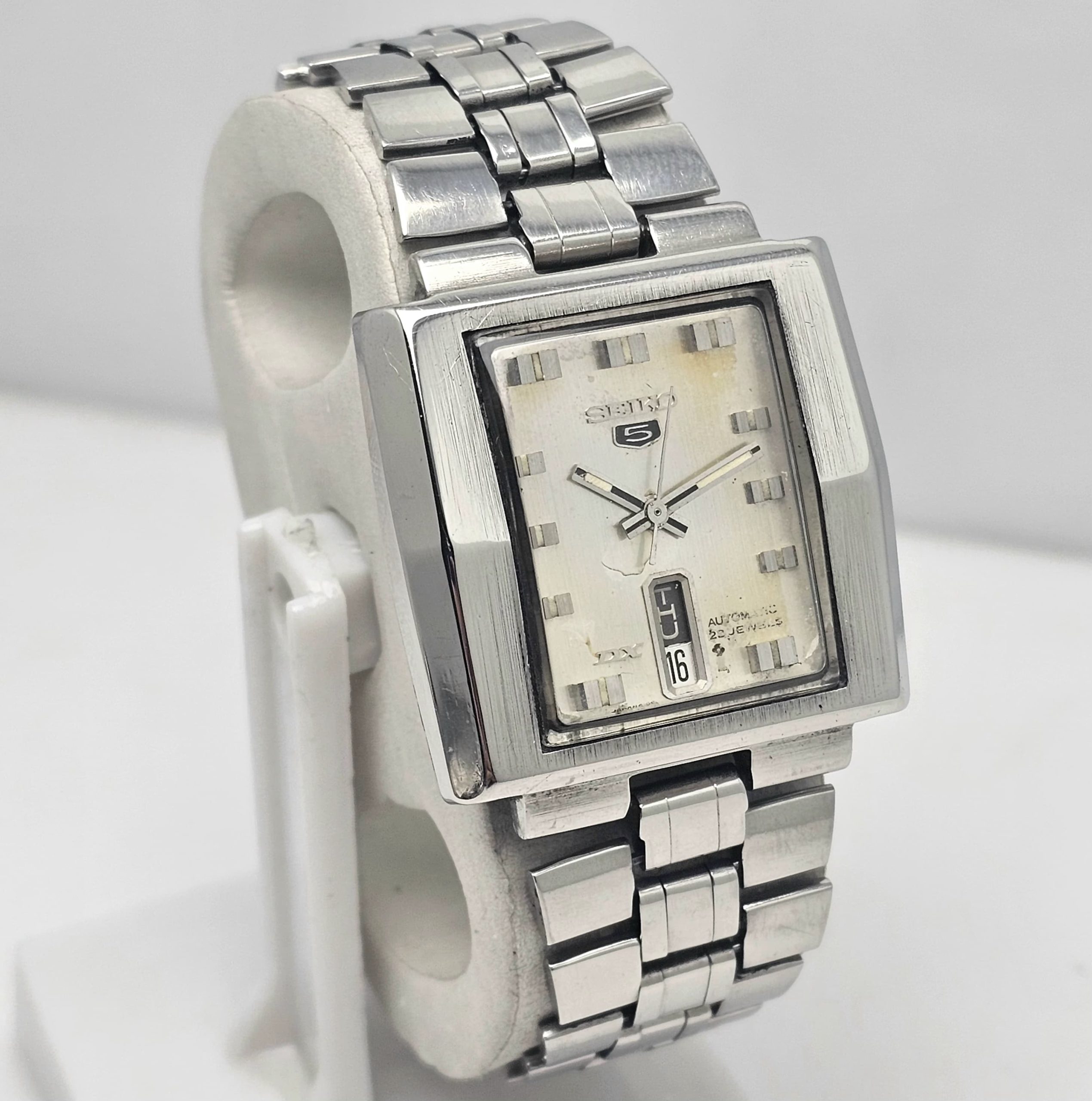 Seiko 5 DX Automatic 6106-5470 Day/Date TV Shape Vintage Men's Watch - Image 5