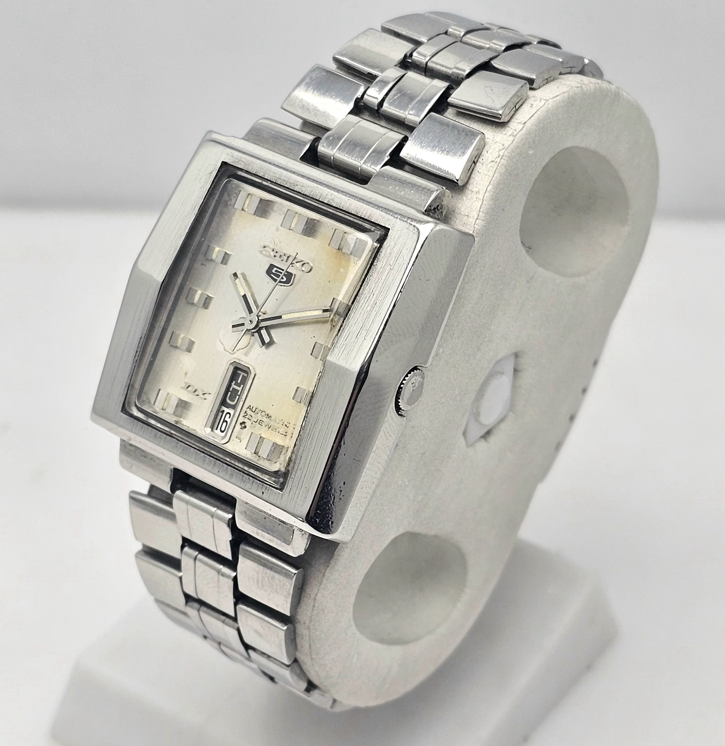 Seiko 5 DX Automatic 6106-5470 Day/Date TV Shape Vintage Men's Watch - Image 2