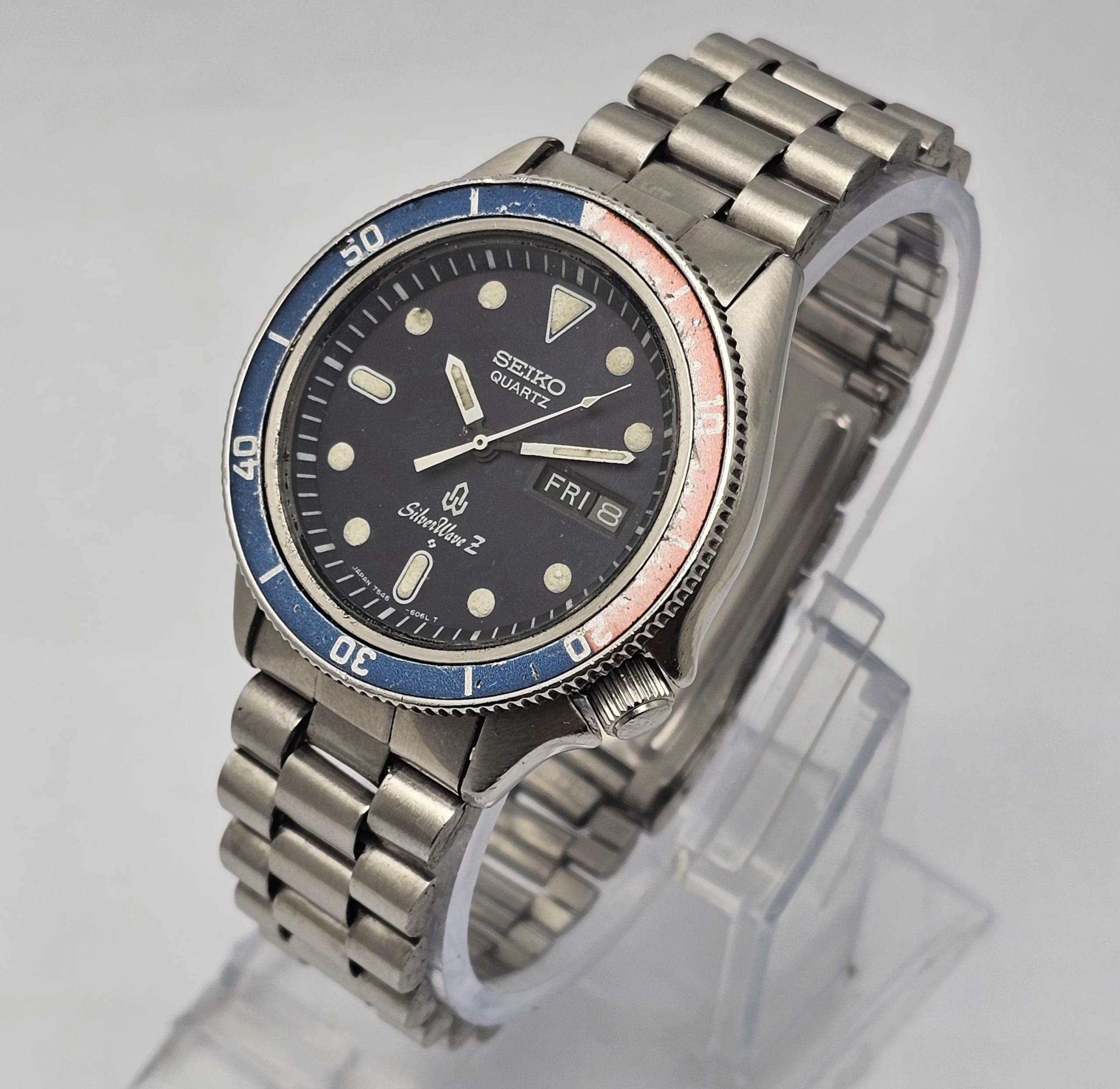 Seiko Silver Wave Z 7546-606A Pepsi Bezel Day/Date Quartz Vintage Men's Watch - Image 3