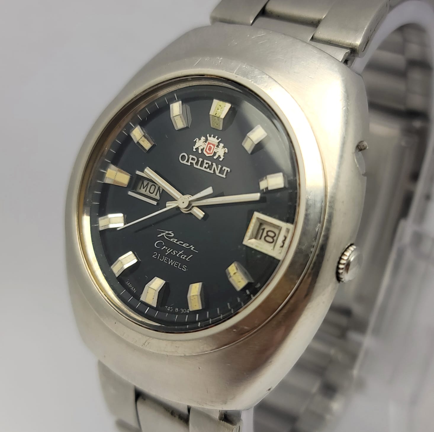 Orient Racer Crystal Day/Date Automatic Vintage Men's Watch - Image 2
