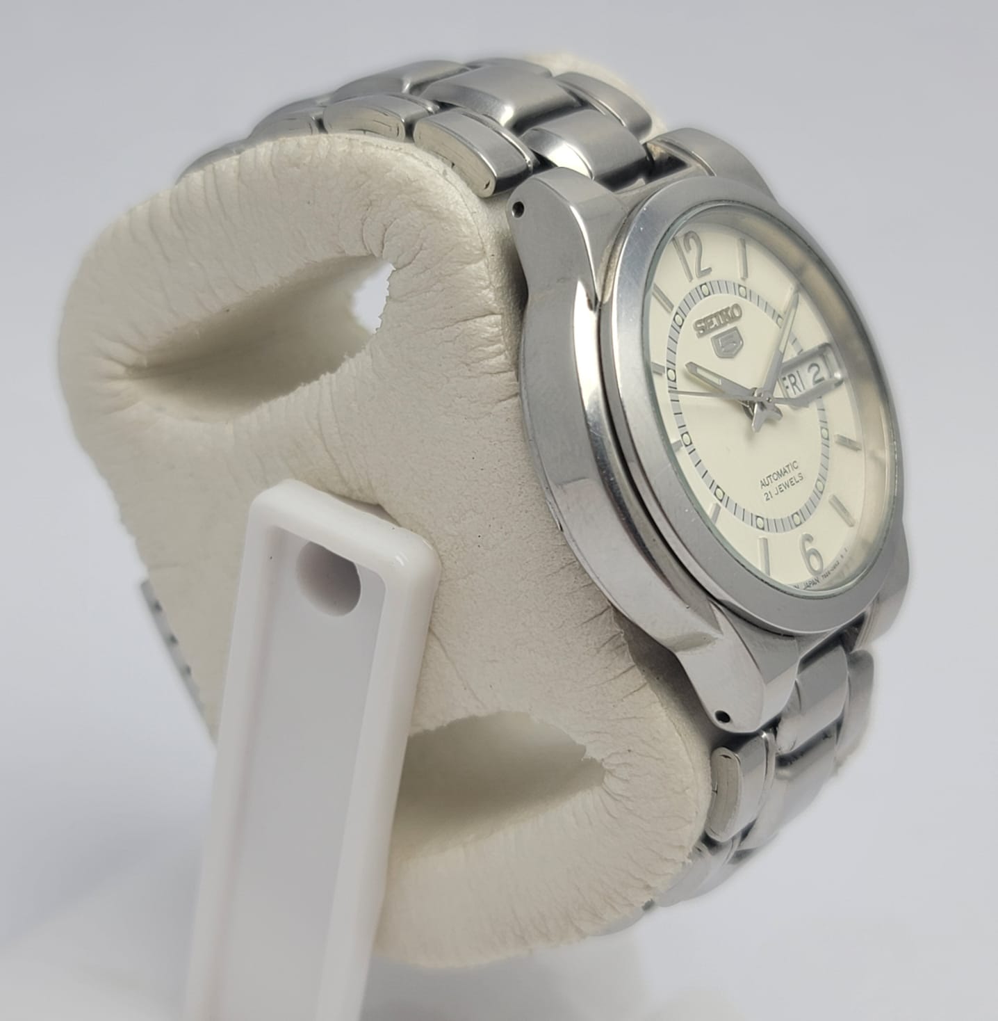 Seiko 5 Automatic 7S26-02R0 Day/Date Vintage Men's Watch - Image 5