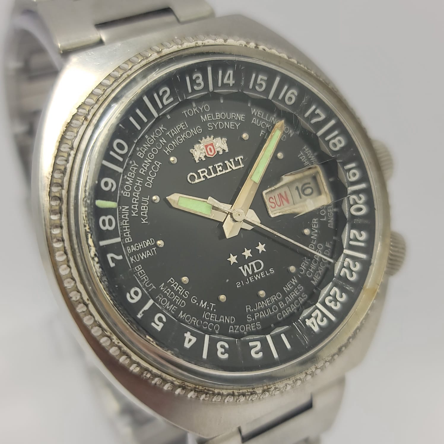 Orient World Diver Day/Date Y469622-7A Automatic Vintage Men's Watch