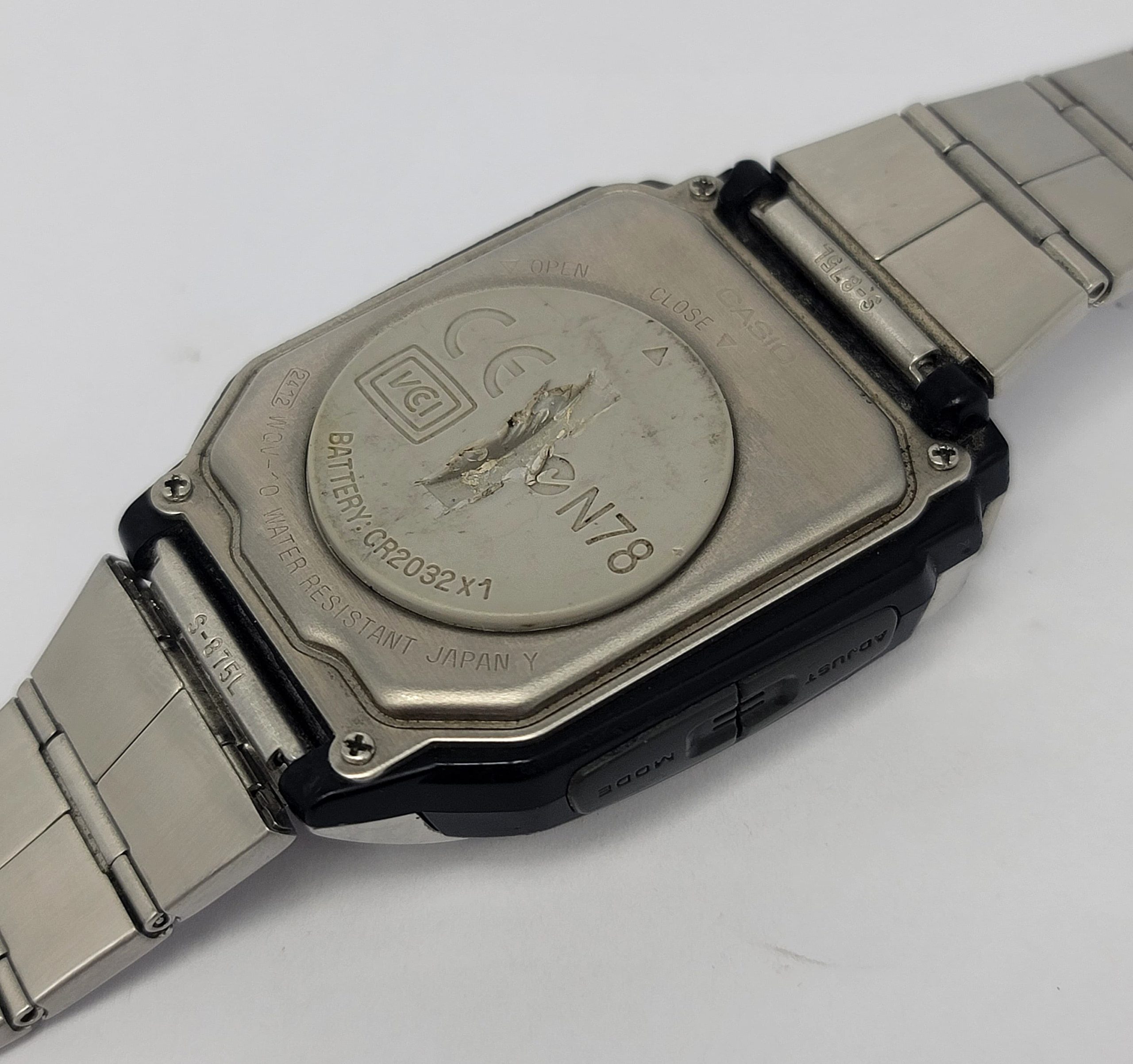 Casio Wrist Camera WQV-10 E-Data Bank 2412 Digital Vintage Men's Watch - Image 11