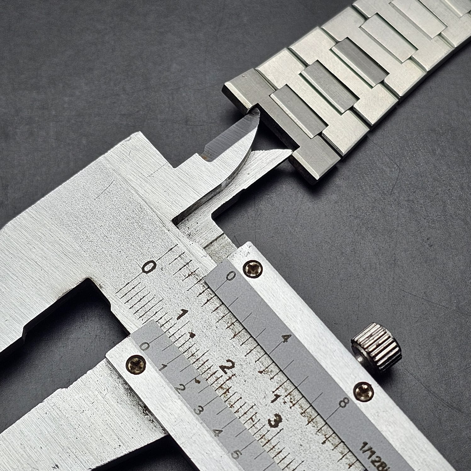 OMEGA 198.0123 QUARTZ VINTAGE MEN’S WATCH BAND LINKS 1308/316 - Image 3