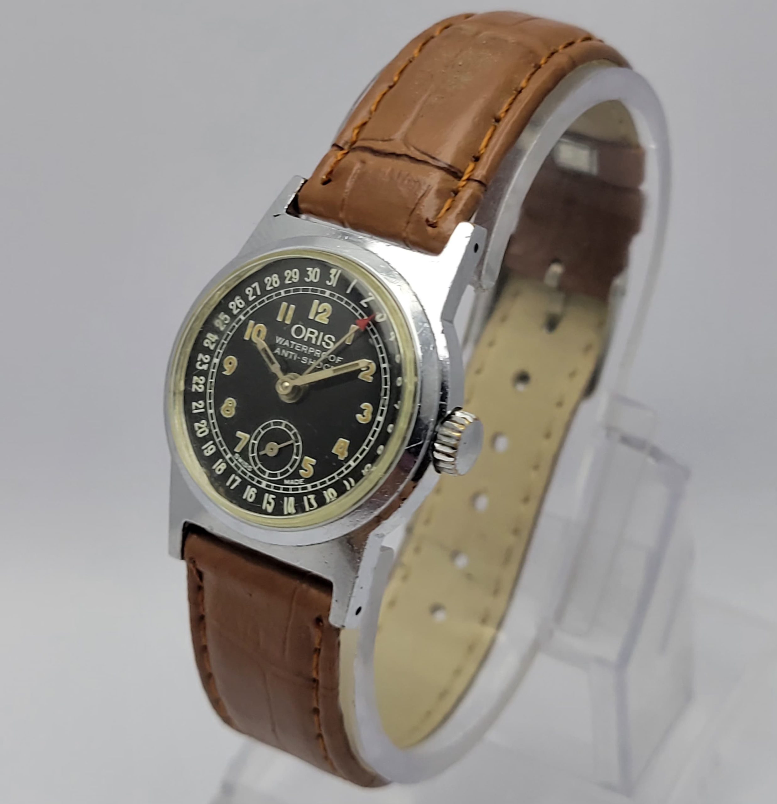 ORIS Swiss Pointer Date Manual Winding Vintage Unisex Watch - Image 4