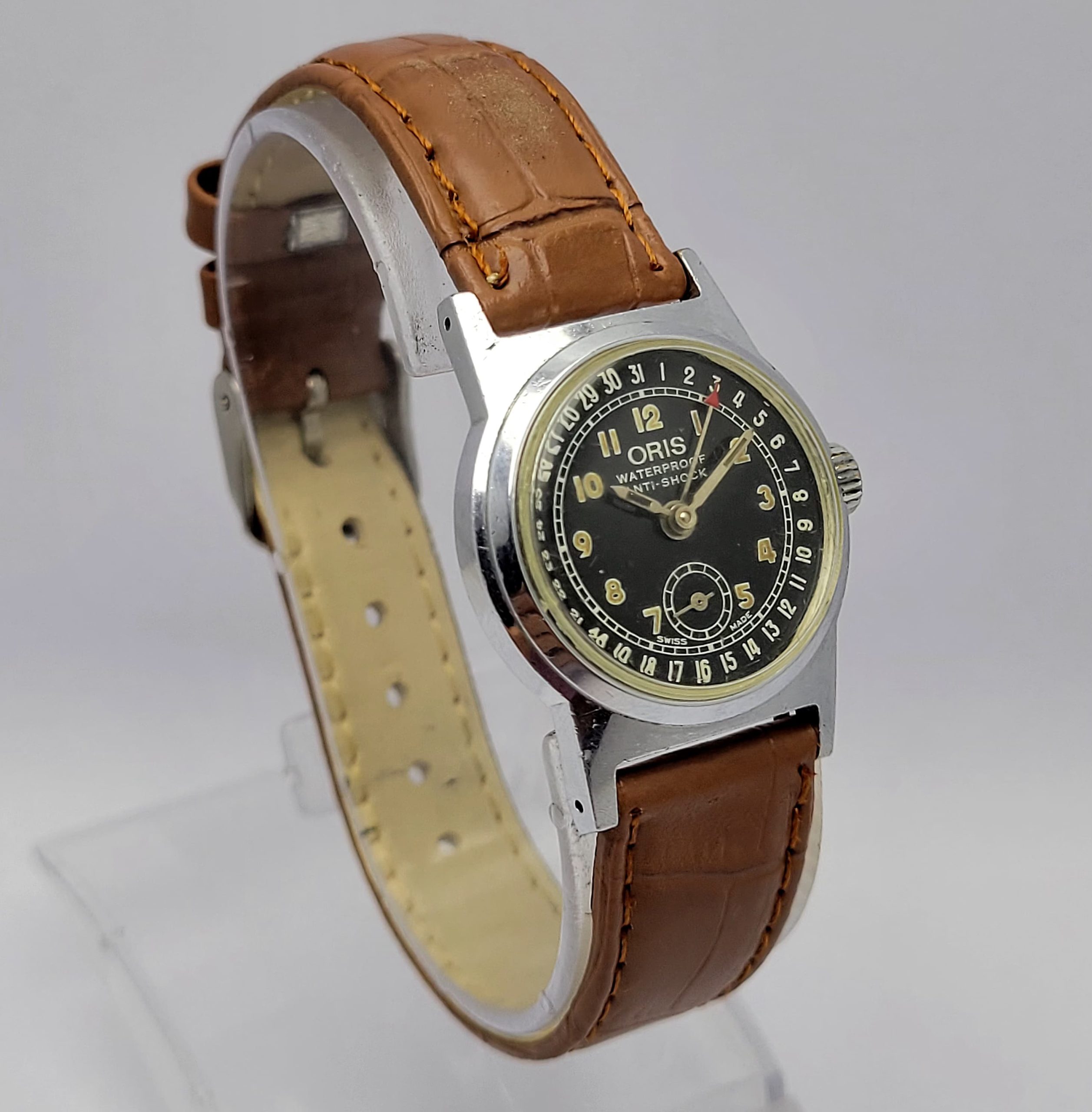 ORIS Swiss Pointer Date Manual Winding Vintage Unisex Watch - Image 3