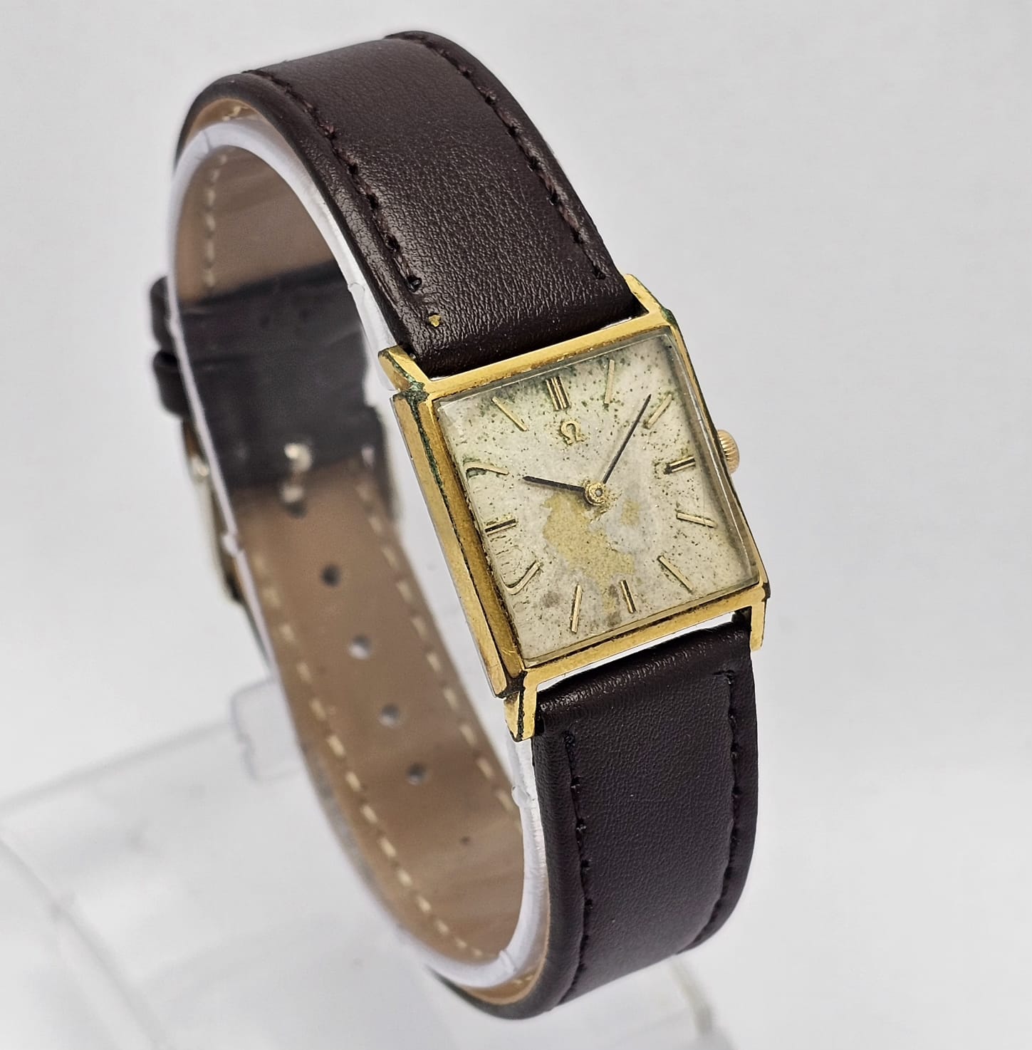 Omega 511.189 Manual Winding Cal.620 Vintage Women's Watch - Image 3