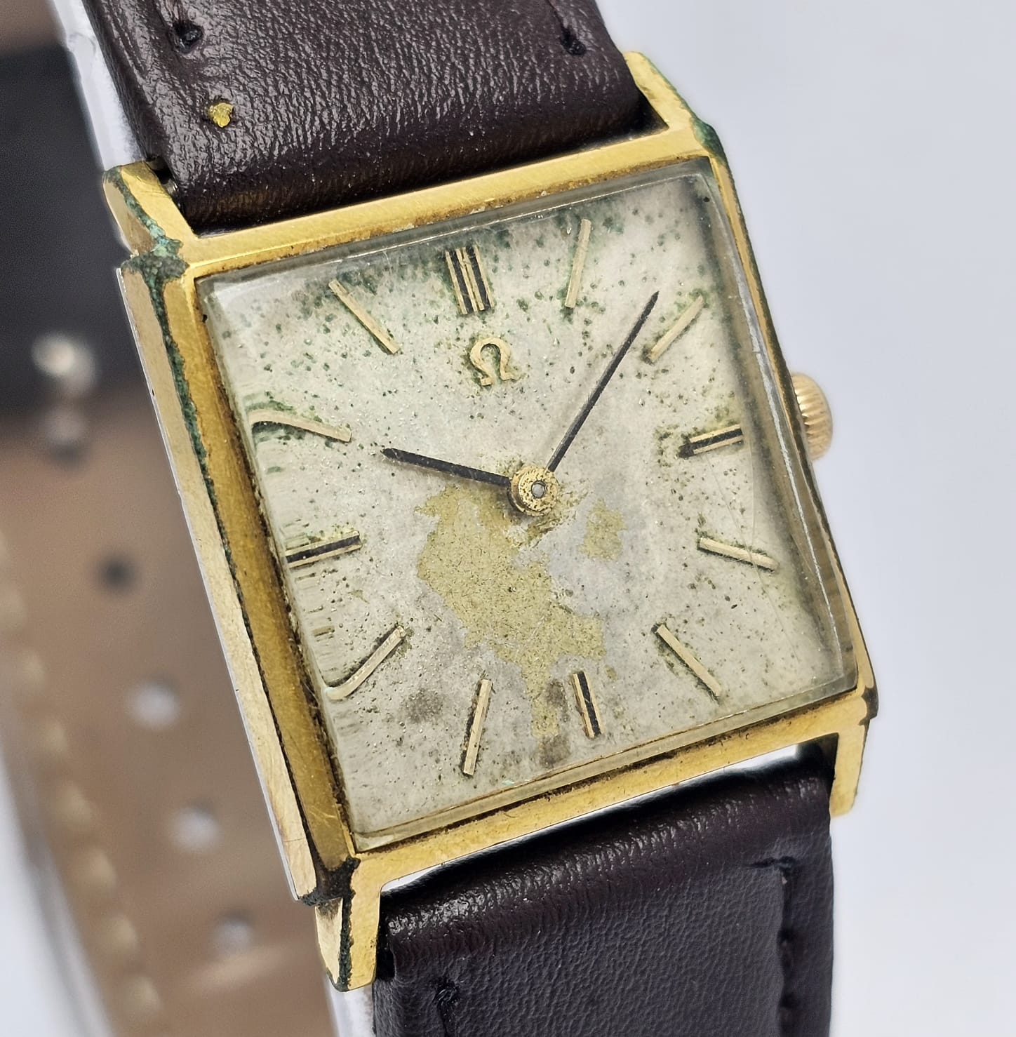 Omega 511.189 Manual Winding Cal.620 Vintage Women's Watch - Image 2