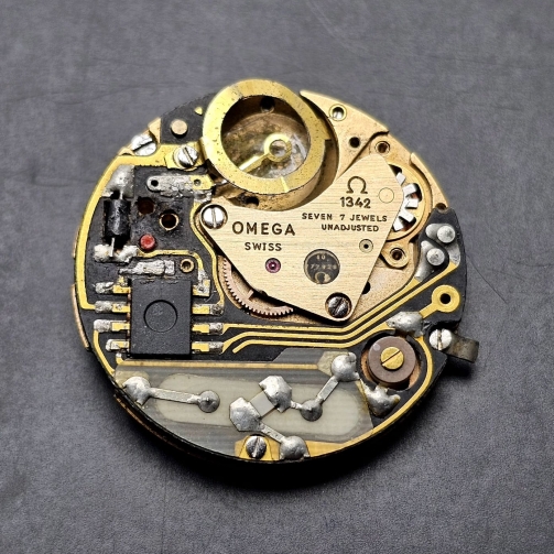Omega De Ville 192.0033 Quartz 1342 Men's Watch Movement Only (1)