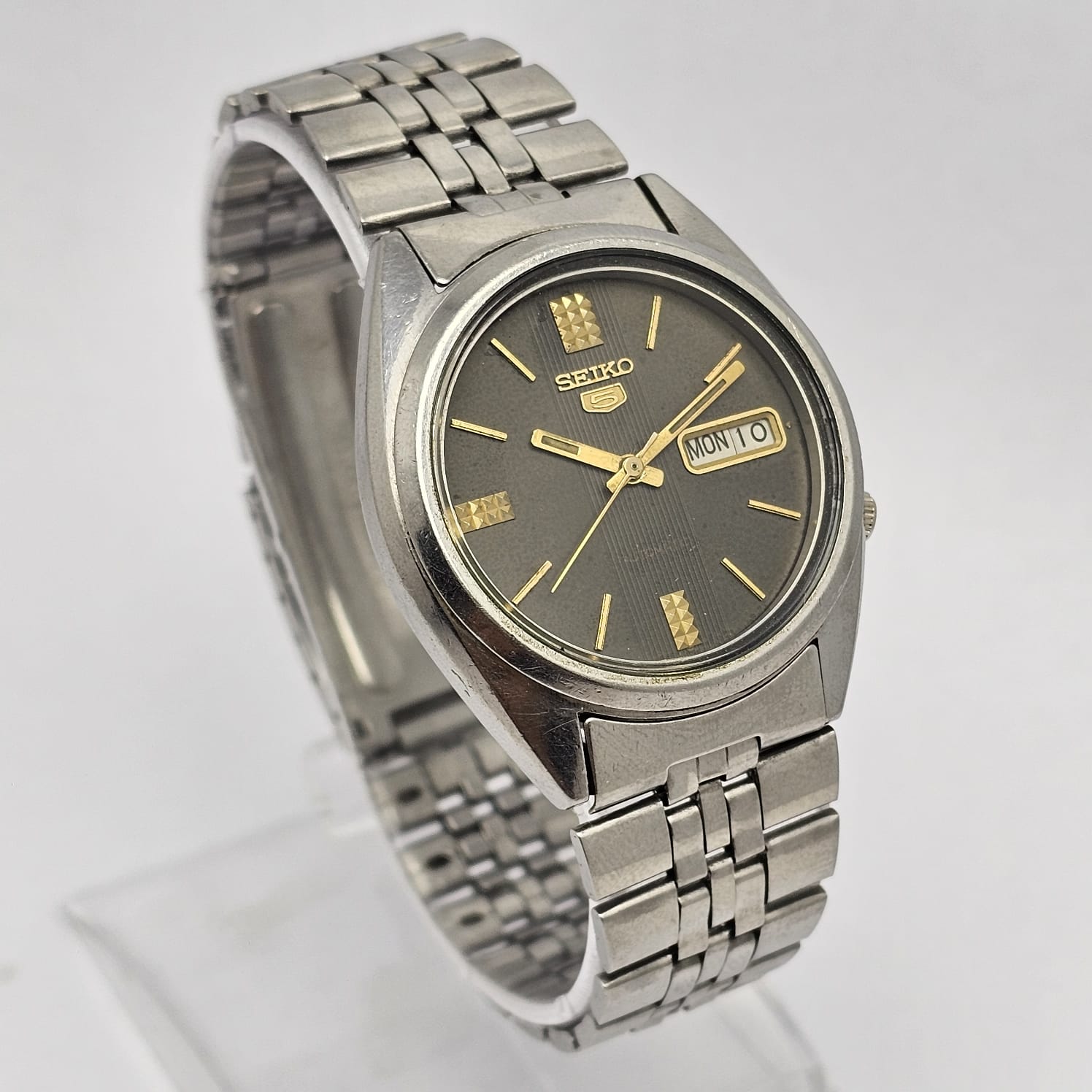 Seiko 5 Automatic 7009-8740 Day/Date Vintage Men's Watch - Image 4