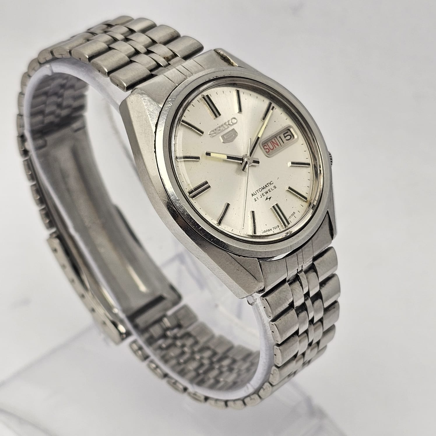 Seiko 5 Automatic 7019-7100 Day/Date Vintage Men's Watch - Image 5