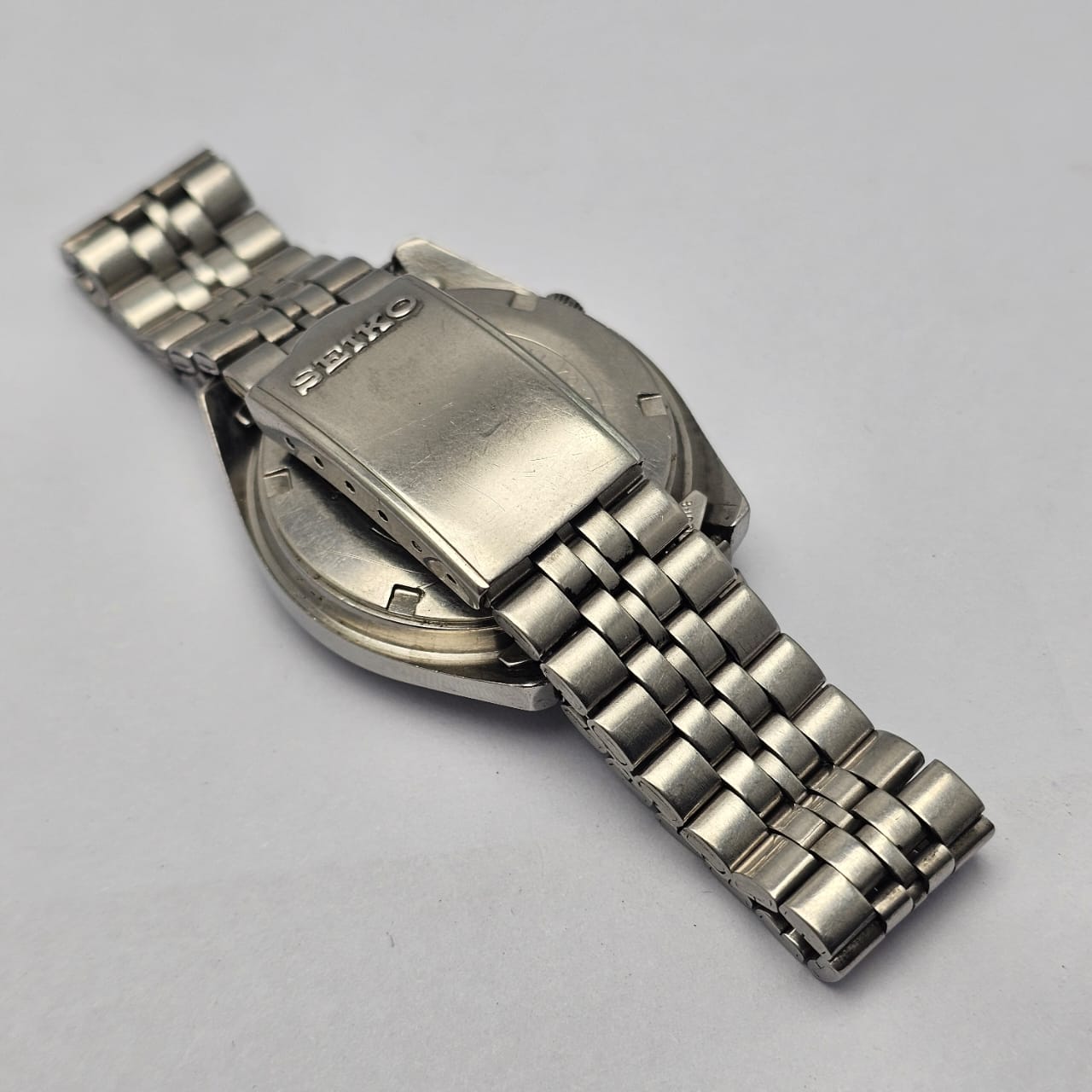 Seiko 5 Automatic 7019-7100 Day/Date Vintage Men's Watch - Image 9