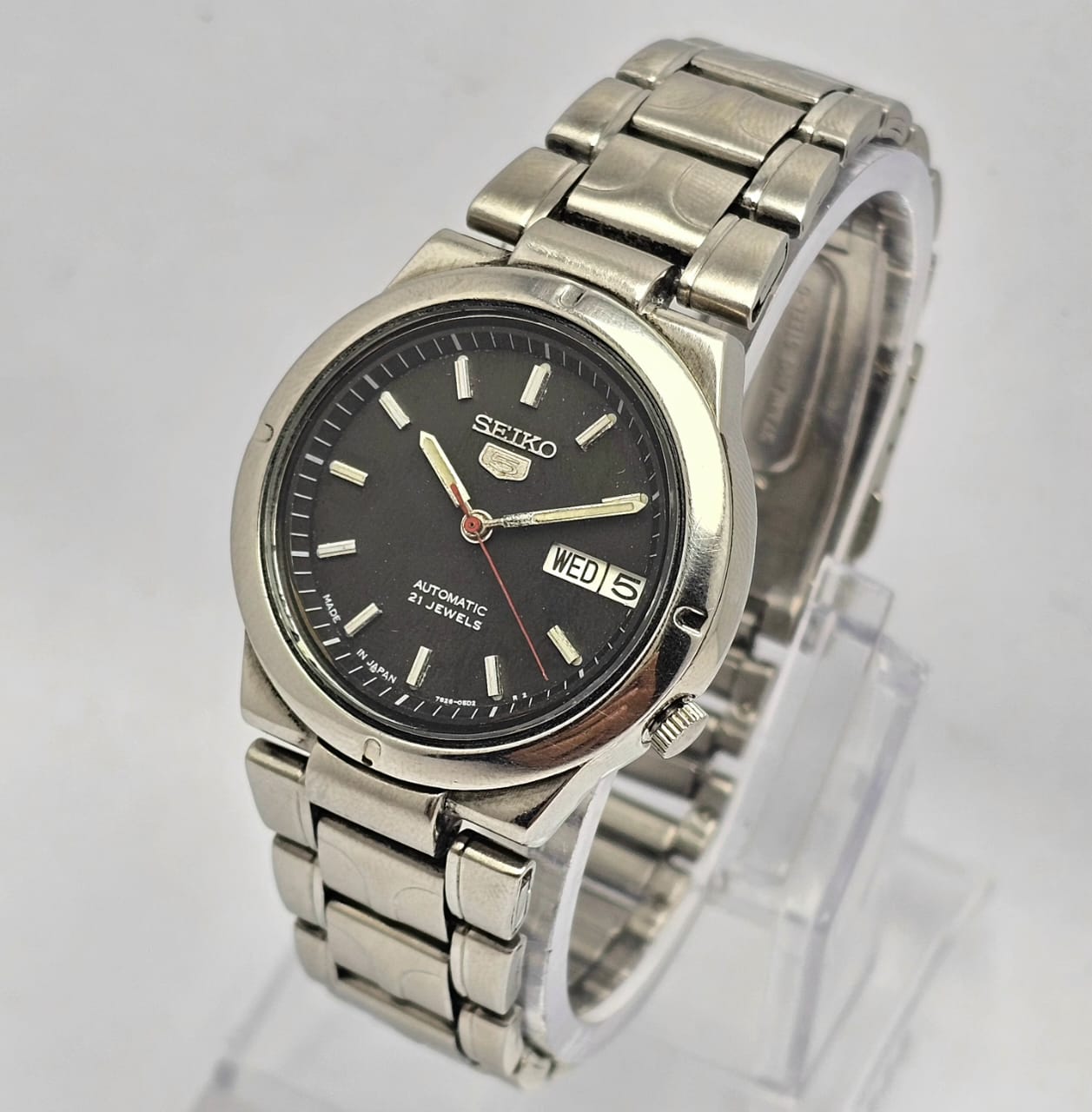 Seiko 5 Automatic 7S26-01Z0 Day/Date Vintage Men's Watch - Image 4