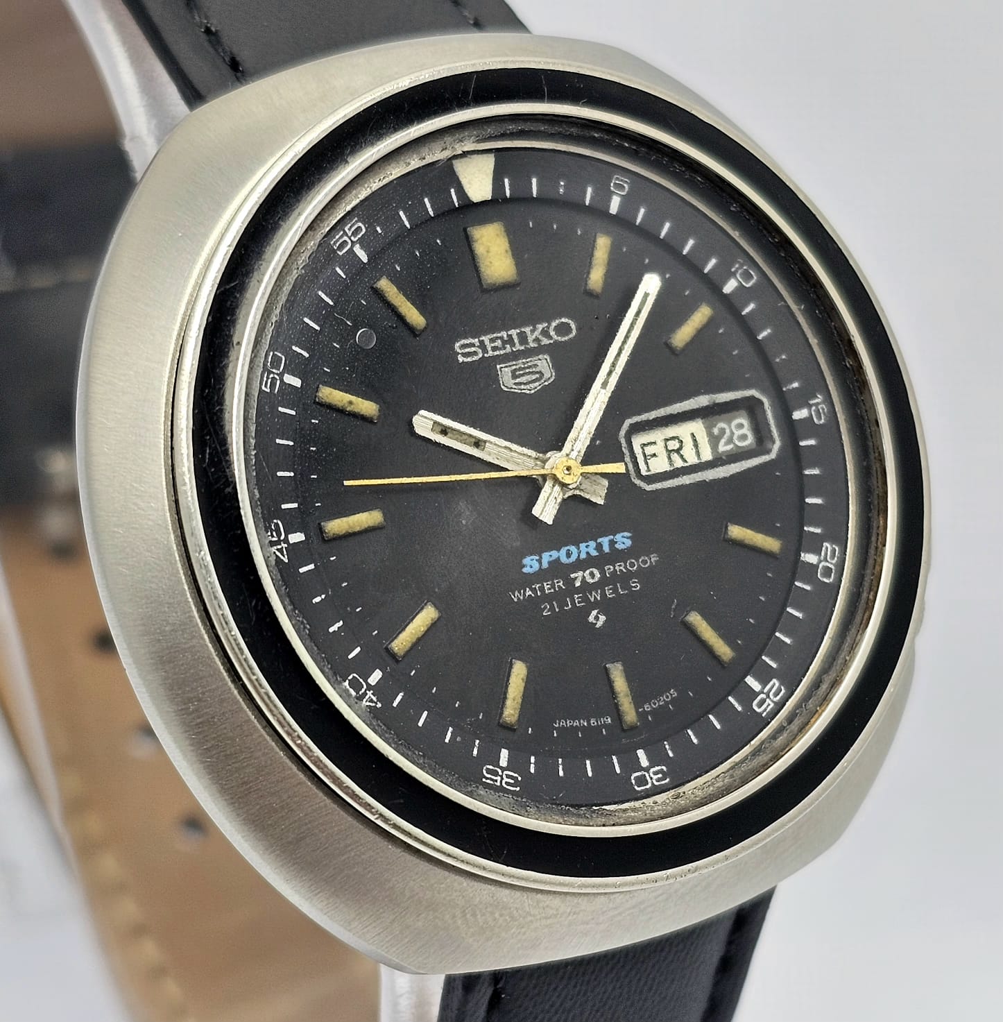 Seiko 5 Sports 6119-6400 UFO Day/Date Vintage Men's Watch - Image 2