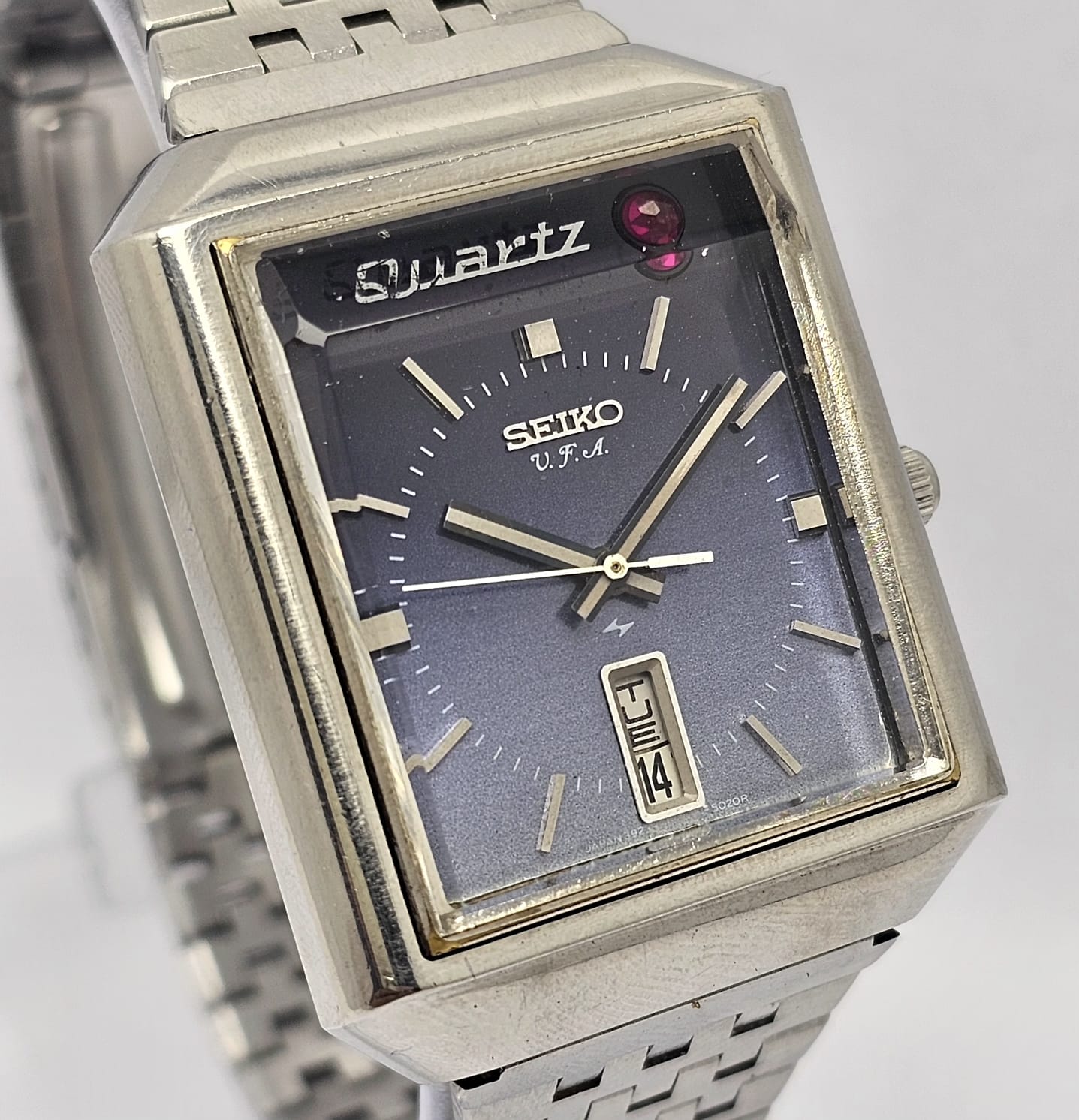 Seiko V.F.A 3923-5011 LED Flash Light Quartz Vintage Men's Watch