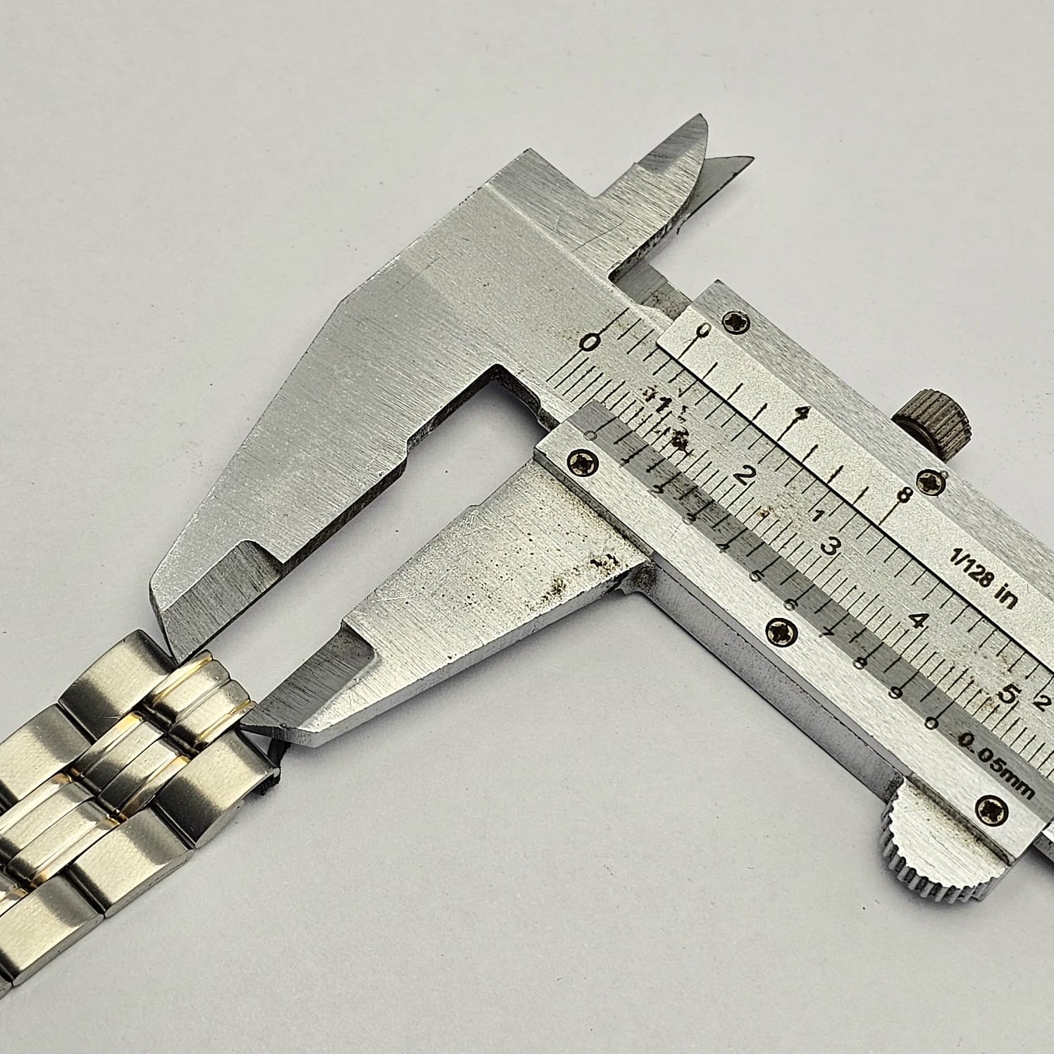 Tissot 1853 Quartz J476/476 PR 50 Bracelet J476/481N - Image 5