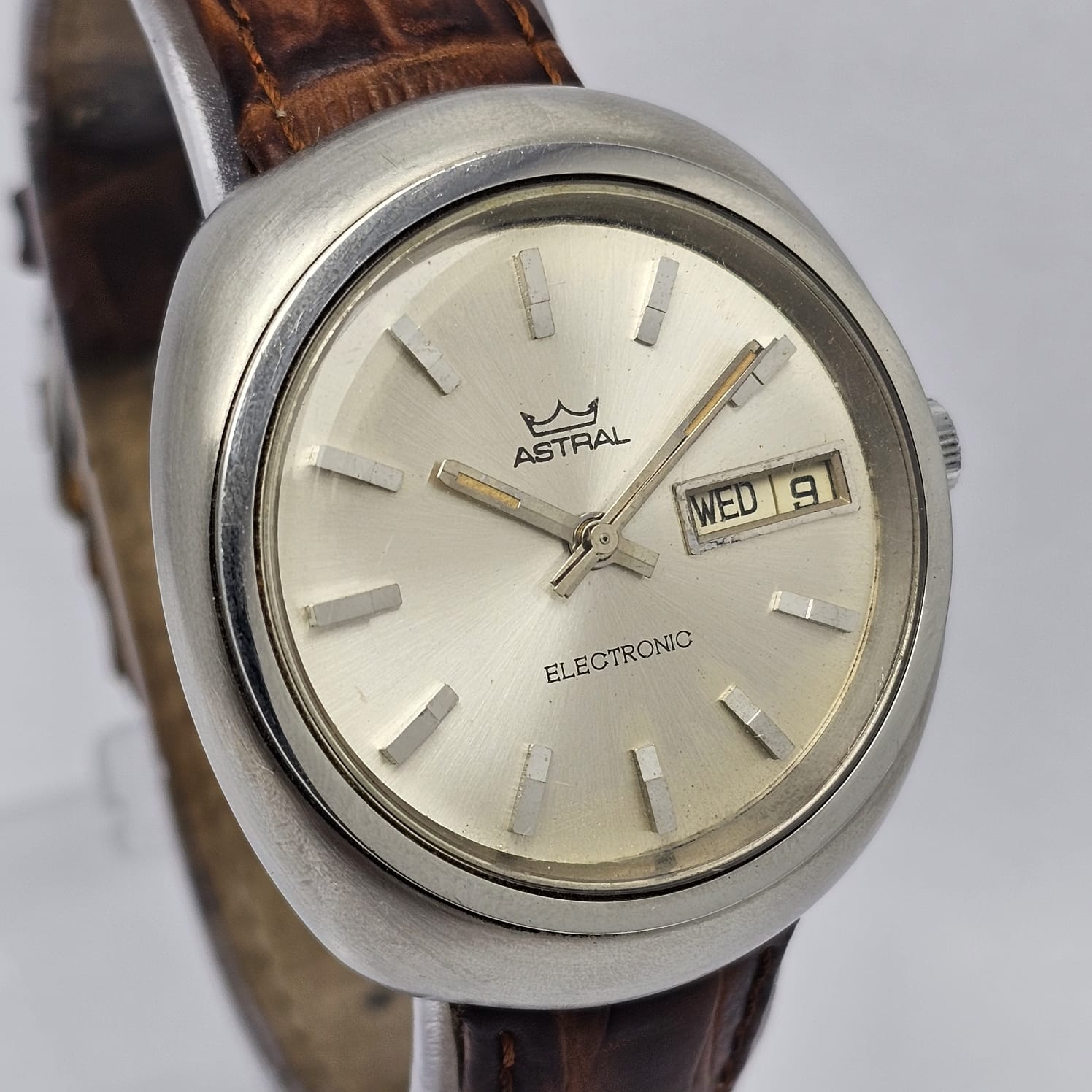 Smiths Astral Electronic ESA 9158 Day/Date Vintage Men's Watch