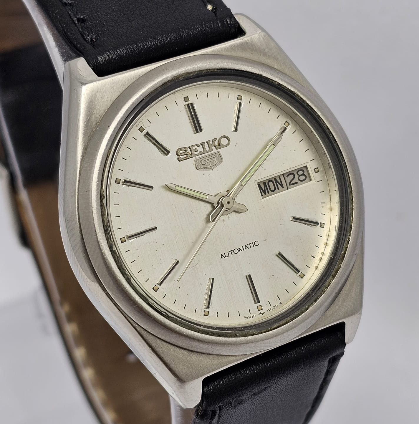 Seiko 5 Automatic 7009-8762 Day/Date Vintage Men's Watch