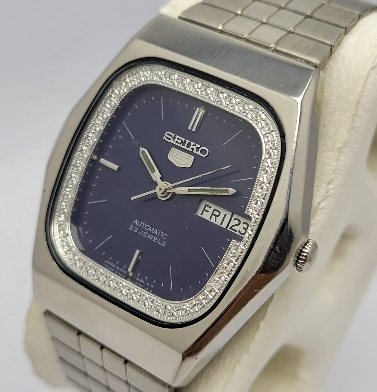 Seiko 5 Automatic 6349-5150 Day/Date Vintage Unisex Watch - Image 2