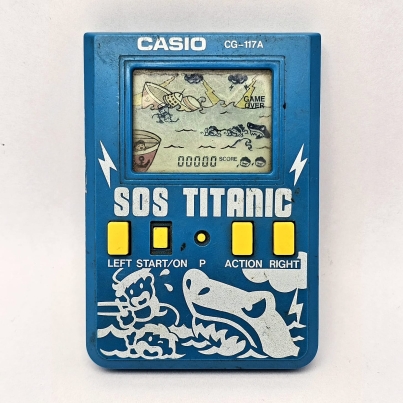 Casio CG-117A SOS Titanic Handheld Vintage Game