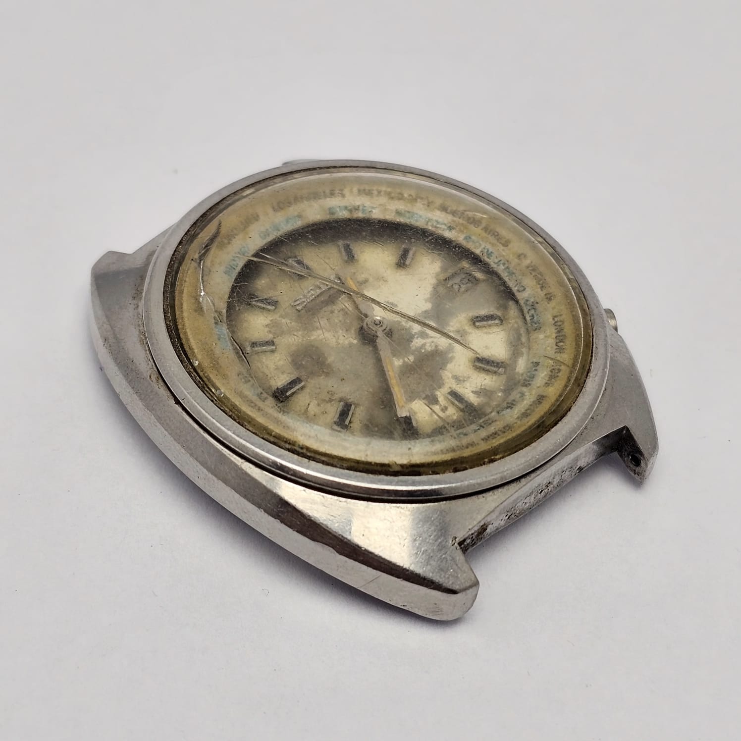 Seiko World Time 6117-6400 Automatic Vintage Men's Watch For parts - Image 3